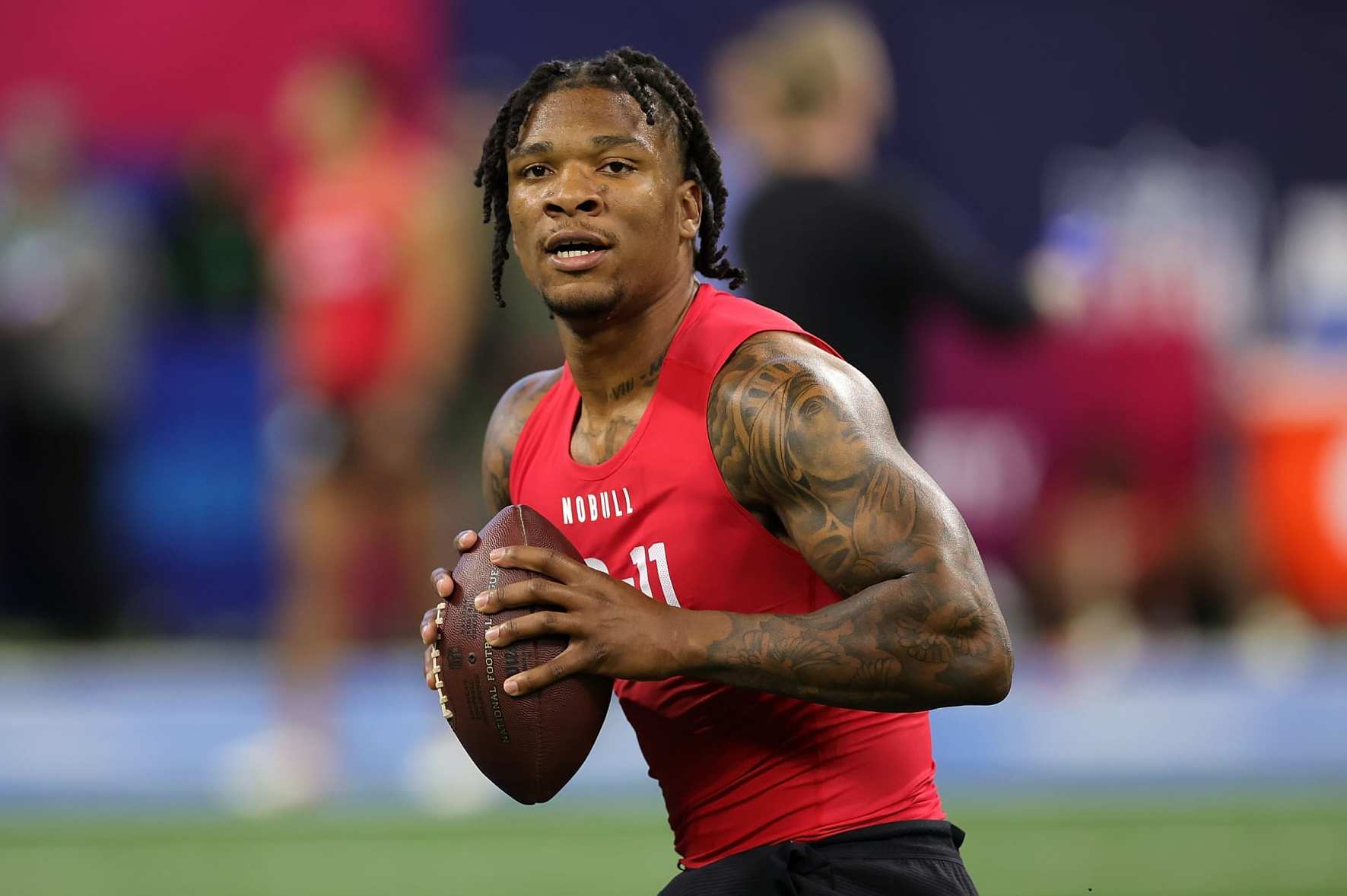 INDIANAPOLIS, INDIANA - MARCH 04: Quarterback Anthony Richardson of Florida participates in a drill during the NFL Combine at Lucas Oil Stadium on March 04, 2023 in Indianapolis, Indiana. (Photo by Stacy Revere/Getty Images)