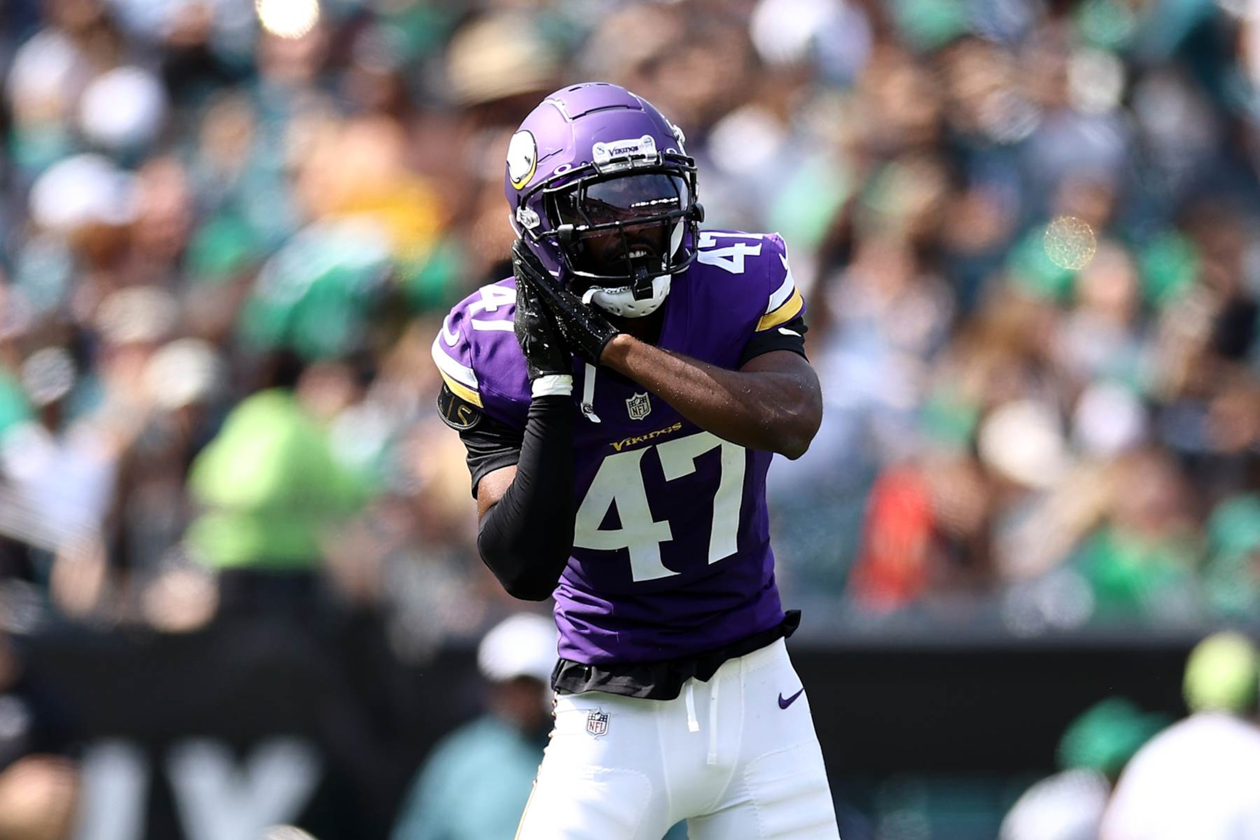 PHILADELPHIA, PENNSYLVANIA - AUGUST 24: Dwight McGlothern #47 of the Minnesota Vikings reacts during the third quarter against the Philadelphia Eagles at Lincoln Financial Field on August 24, 2024 in Philadelphia, Pennsylvania. (Photo by Tim Nwachukwu/Getty Images) PHILADELPHIA, PENNSYLVANIA - AUGUST 24: Dwight McGlothern #47 of the Minnesota Vikings reacts during the third quarter against the Philadelphia Eagles at Lincoln Financial Field on August 24, 2024 in Philadelphia, Pennsylvania. (Photo by Tim Nwachukwu/Getty Images)