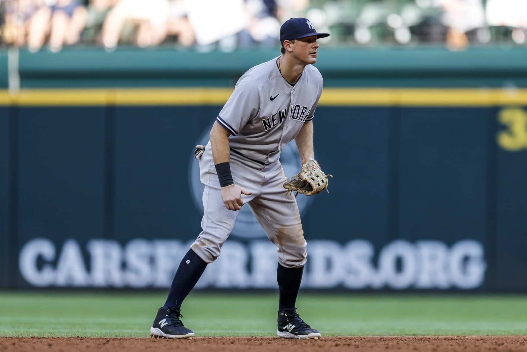 DJ LeMahieu reveals massive difference in injured foot at Spring