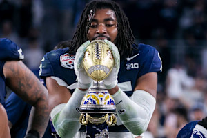 2025 New Year's Resolutions For Every Top 25 College Football Team 