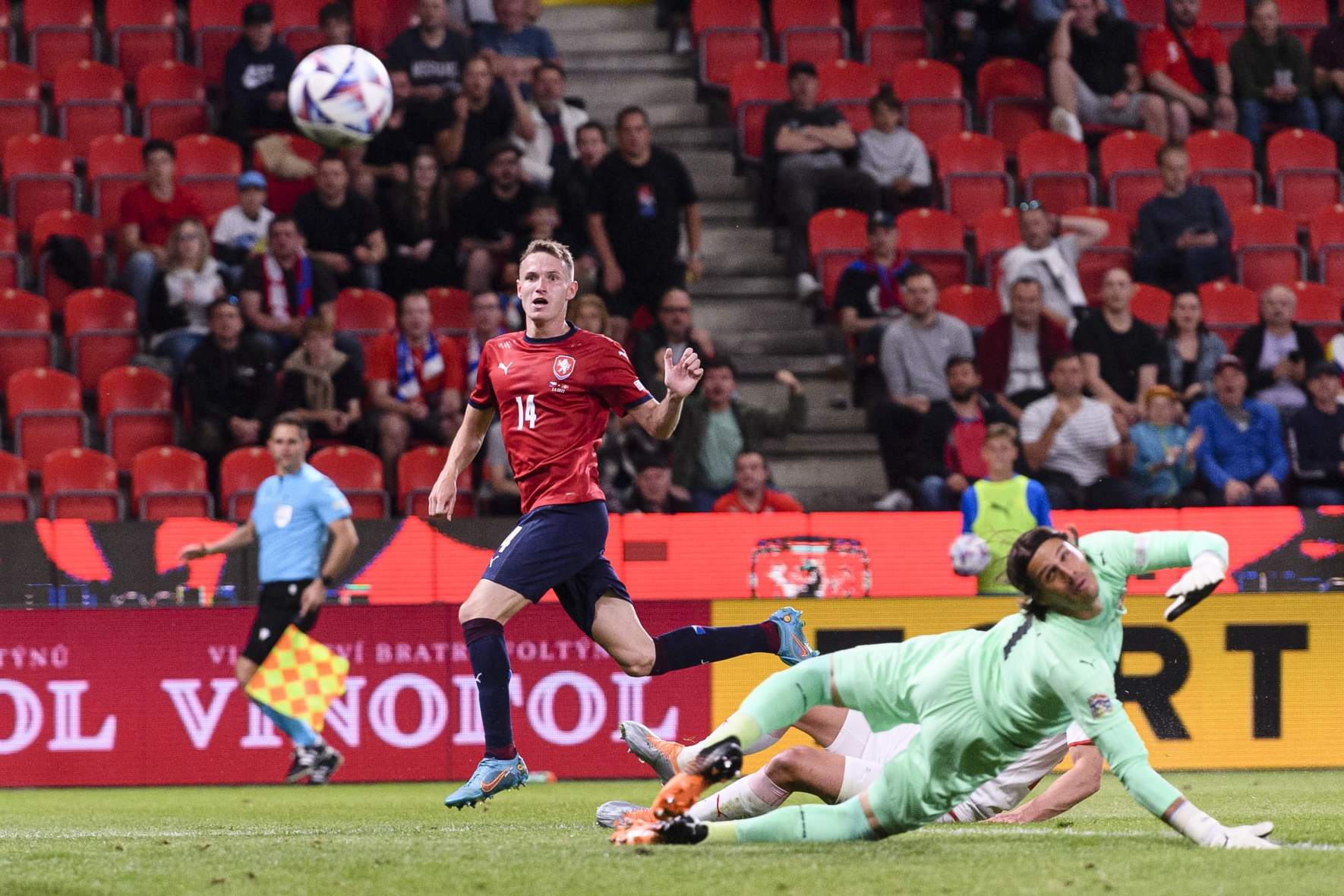 PRAGUE, CZECH REPUBLIC - JUNE 02: Jakub Jankto of Czech Republic (L) attempts a kick while being defended by Fabian Schar of Switzerland (C) and Goalkeeper Yann Sommer of Switzerland (R) during the UEFA Nations League League A Group 2 match between Czech Republic and Switzerland at Sinobo Stadium on June 2, 2022 in Prague, Czech Republic. (Photo by Marcio Machado/Eurasia Sport Images/Getty Images)