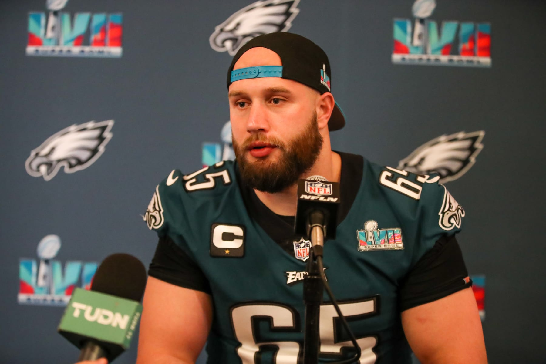Eagles' Lane Johnson Reveals 5,500Calorie Daily Diet Ahead of Super(01)