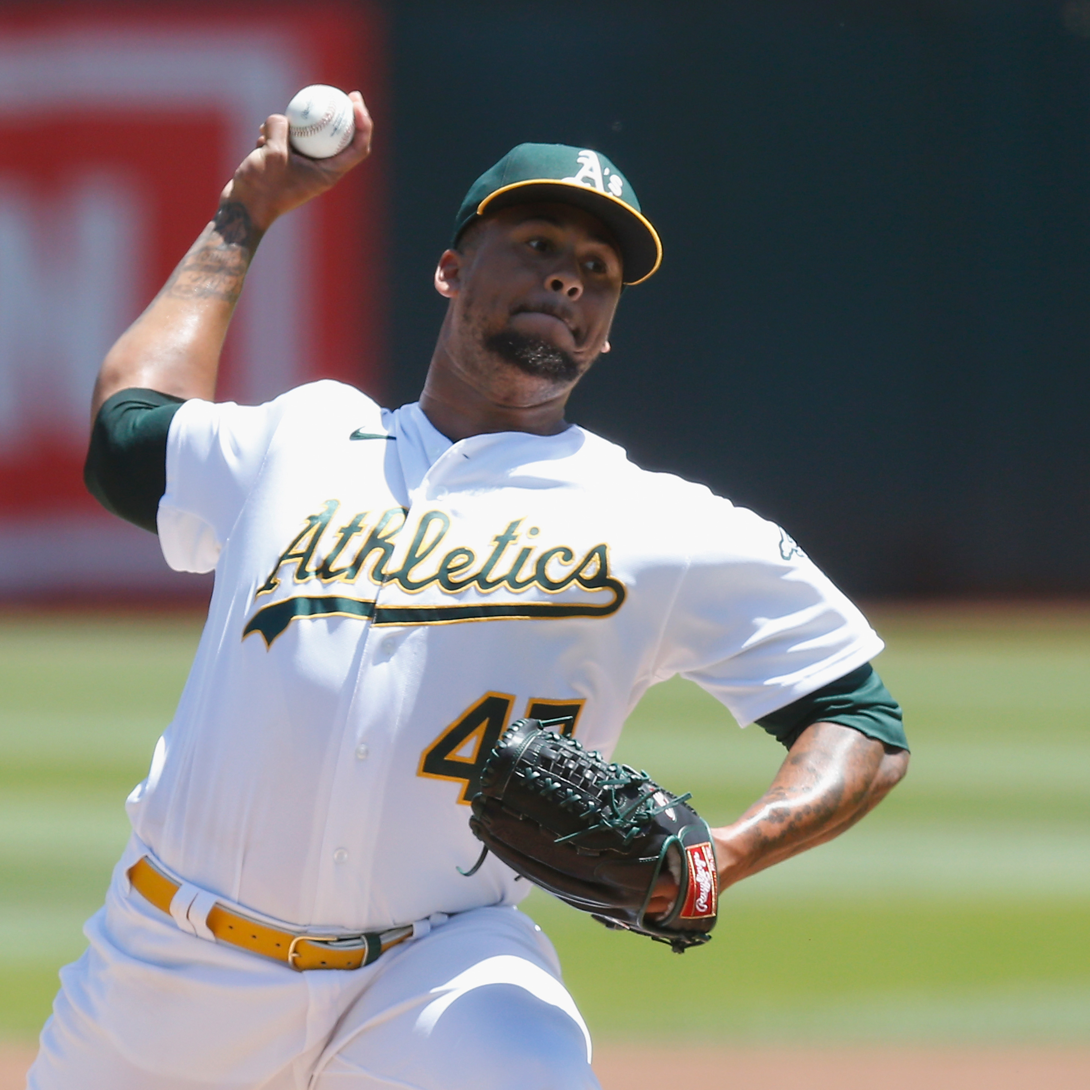 Report: Frankie Montas, Lou Trivino Traded to Yankees from Athletics for Prospects thumbnail
