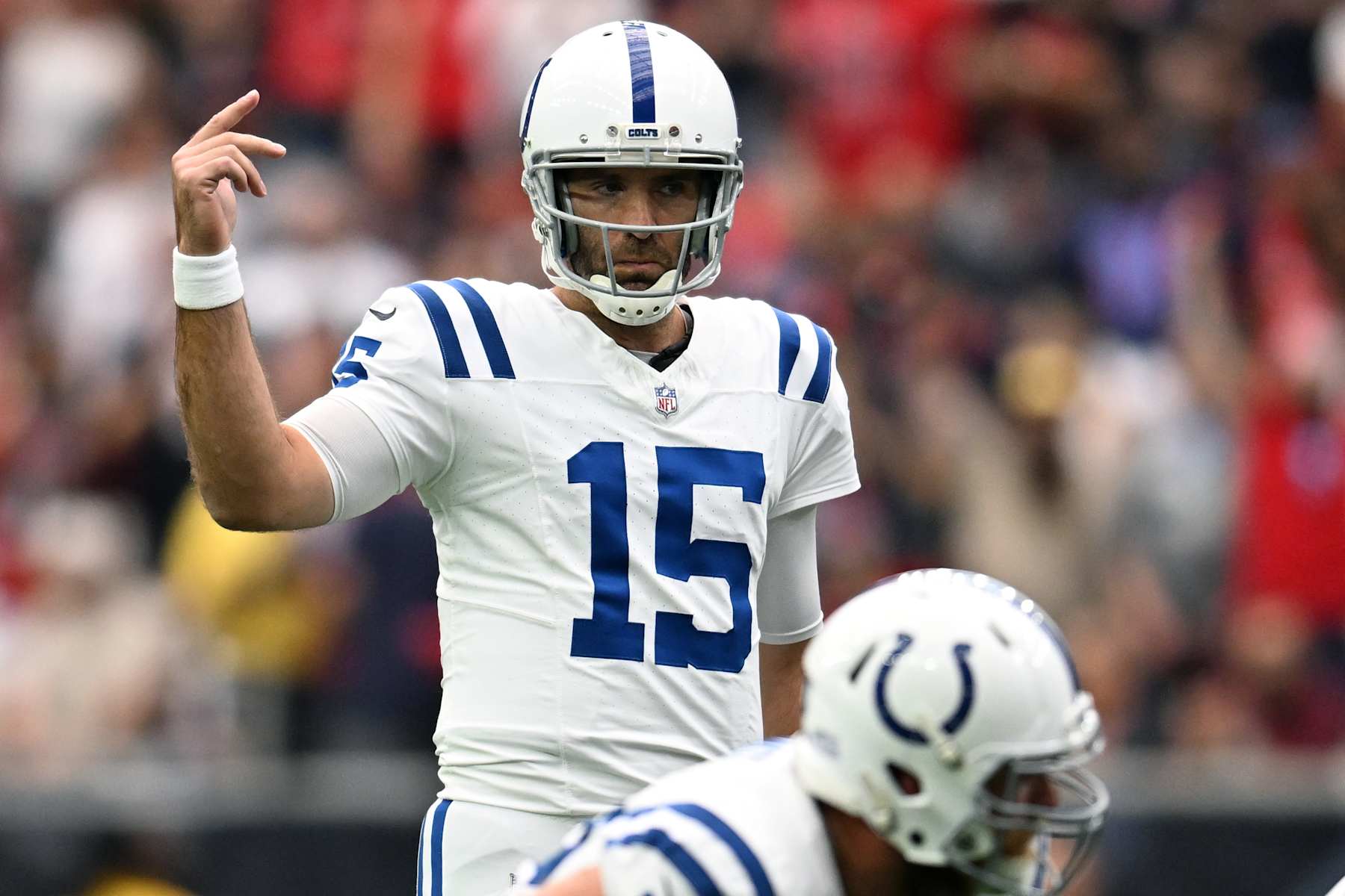 HOUSTON, TEXAS - OCTOBER 27: Joe Flacco #15 of the Indianapolis Colts calls a play during the third quarter against the Houston Texans at NRG Stadium on October 27, 2024 in Houston, Texas. (Photo by Jack Gorman/Getty Images)