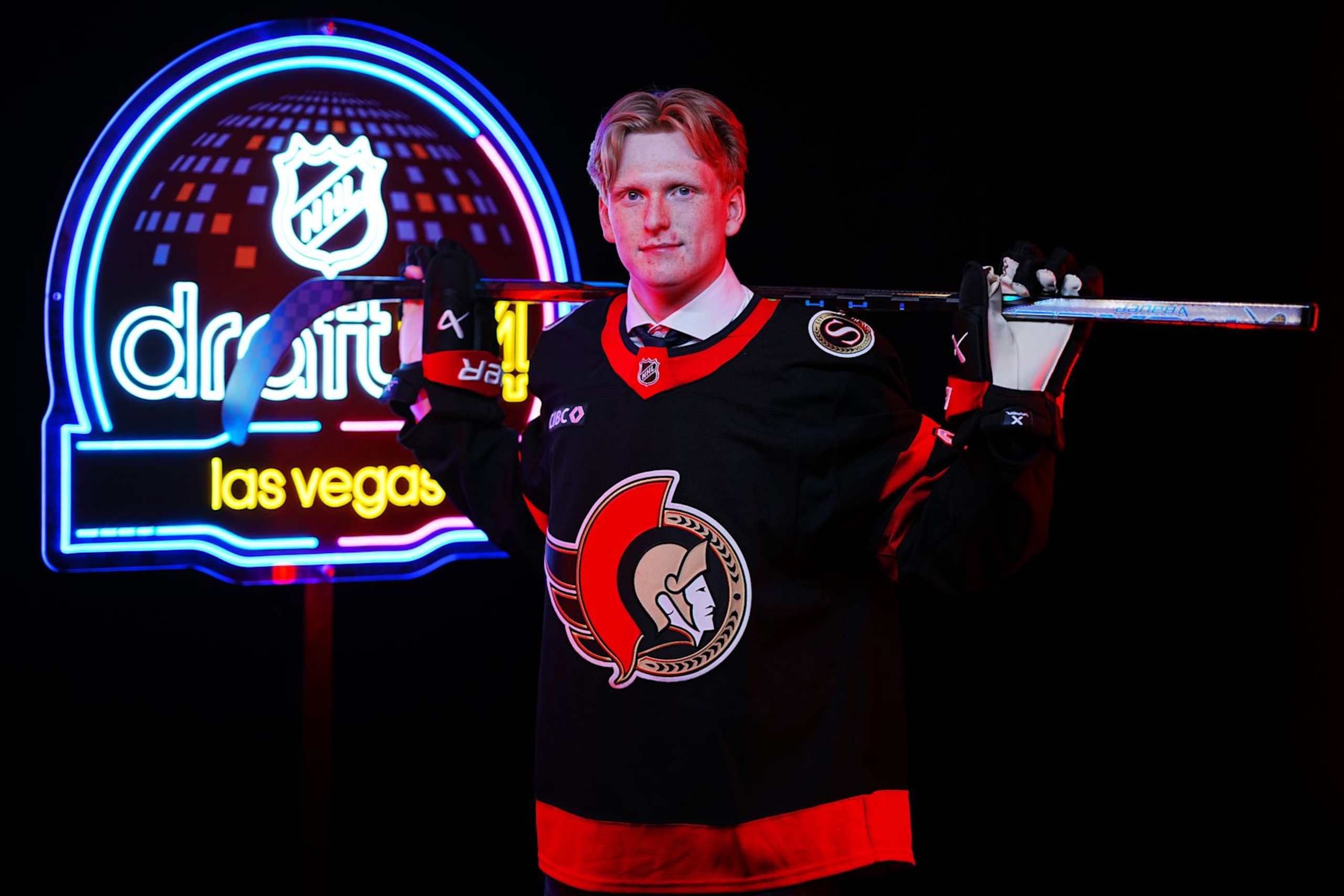 Carter Yakemchuk. Carter Yakemchuk.