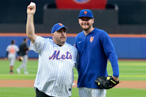 Video: Kevin James Recreates Viral 2007 NASCAR Command Before Mets vs. Orioles Game