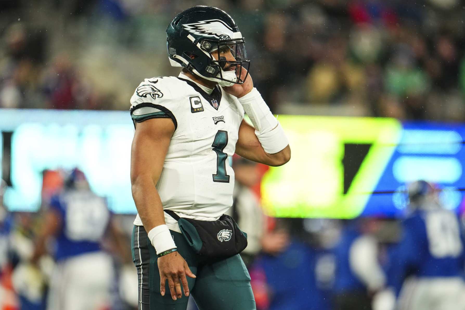 Jalen Hurts Not in Top 10 QB Rankings, NFL Exec Says Eagles Offense ‘Became Stale’