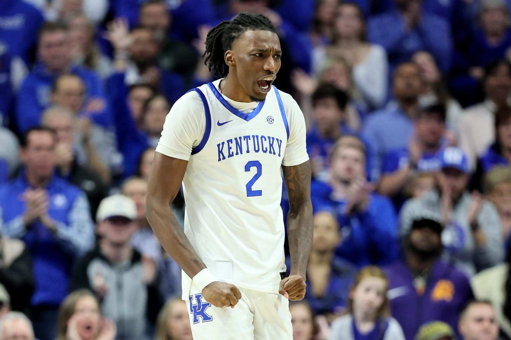 LEXINGTON, KENTUCKY - DECEMBER 02: Aaron Bradshaw #2 of the Kentucky Wildcats against the UNC Wilmington Seahawks at Rupp Arena on December 02, 2023 in Lexington, Kentucky. (Photo by Andy Lyons/Getty Images)