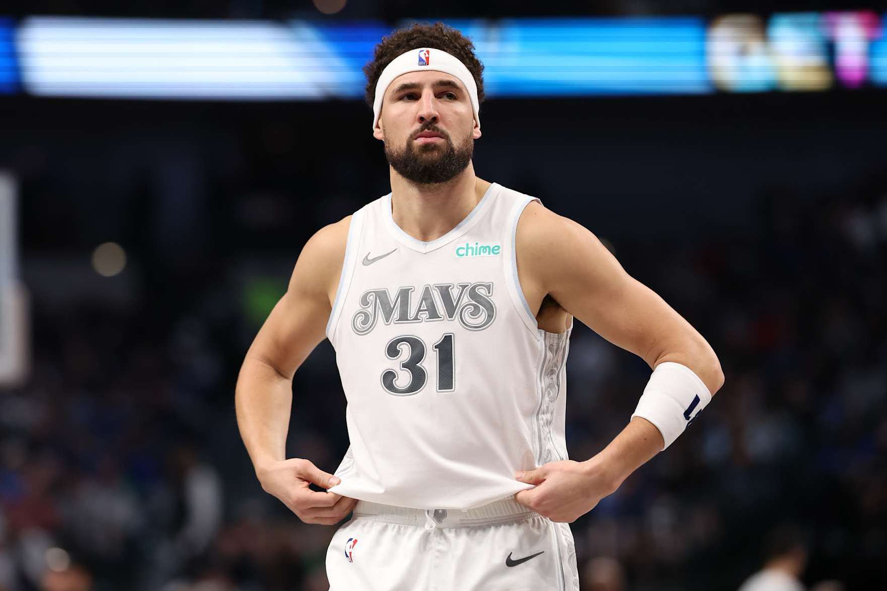 DALLAS, TEXAS - DECEMBER 19: Klay Thompson #31 of the Dallas Mavericks looks on during the first half against the LA Clippers at American Airlines Center on December 19, 2024 in Dallas, Texas. NOTE TO USER: User expressly acknowledges and agrees that, by downloading and/or using this photograph, user is consenting to the terms and conditions of the Getty Images License Agreement. (Photo by Sam Hodde/Getty Images)