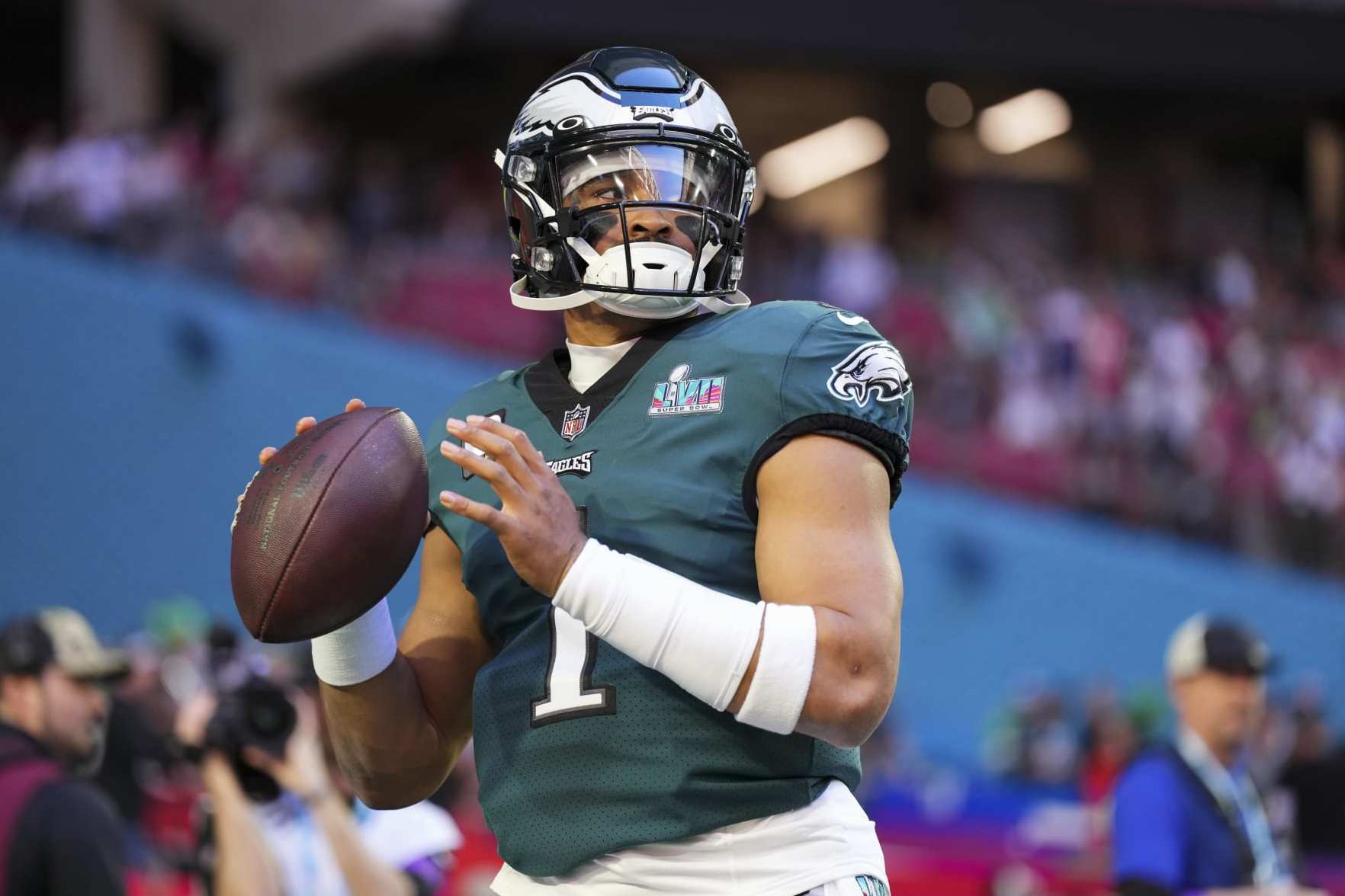 Jalen Hurts' record-setting extension a priceless decision for Eagles