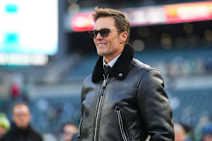 Video: Tom Brady Addresses Rumors He Could Leave Fox After 1 Year amid Raiders Buzz