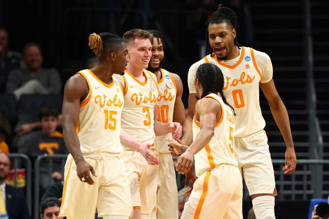 CHARLOTTE, NORTH CAROLINA - MARCH 21: Zakai Zeigler #5 and Dalton Knecht #3 of the Tennessee Volunteers react during the second half against the Saint Peter's Peacocks in the first round of the NCAA Men's Basketball Tournament at Spectrum Center on March 21, 2024 in Charlotte, North Carolina. (Photo by Jared C. Tilton/Getty Images)