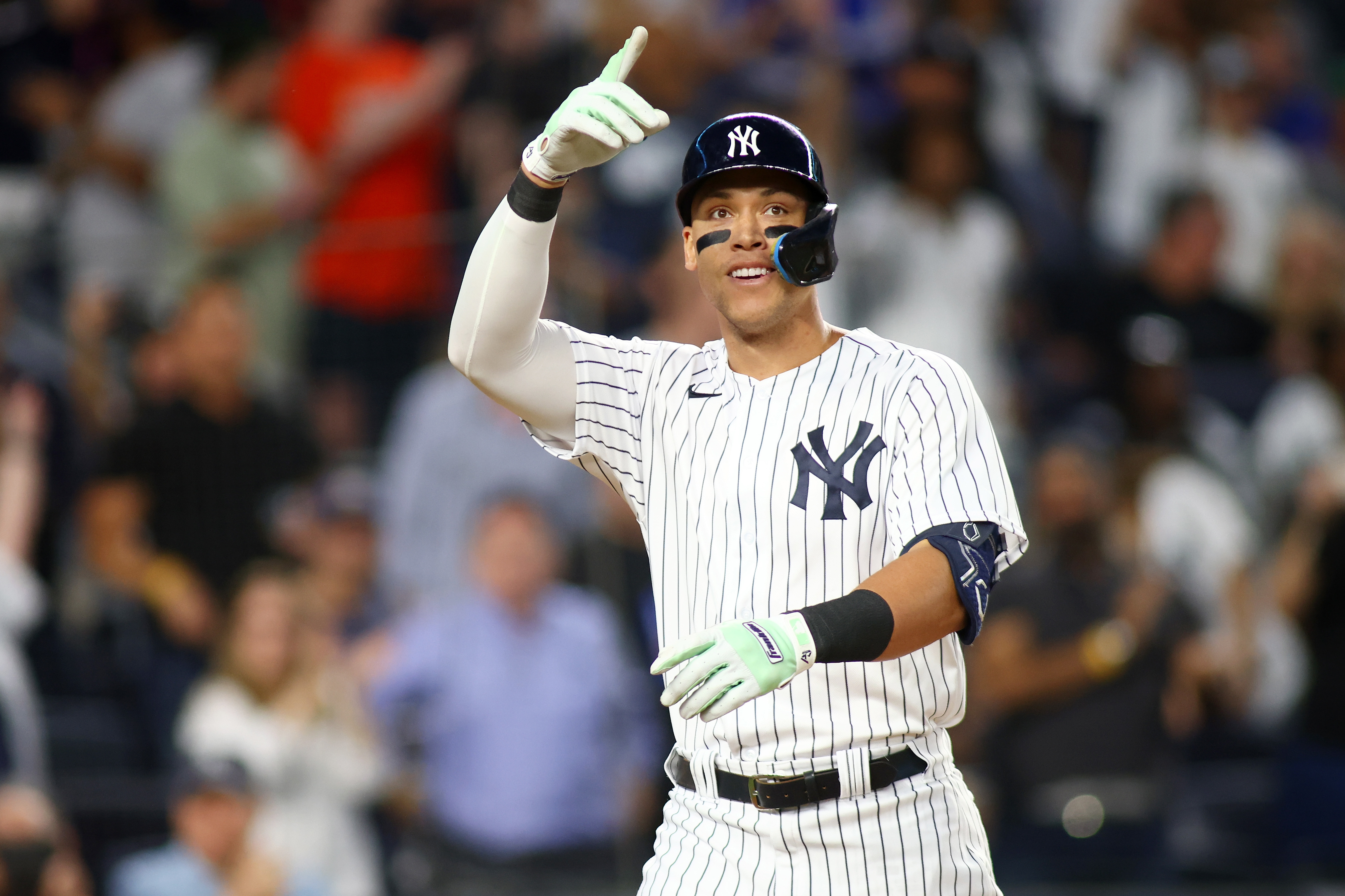 Aaron Judge Would 'Disappear' If He Left Yankees for Another Team, MLB  Executive Says, News, Scores, Highlights, Stats, and Rumors