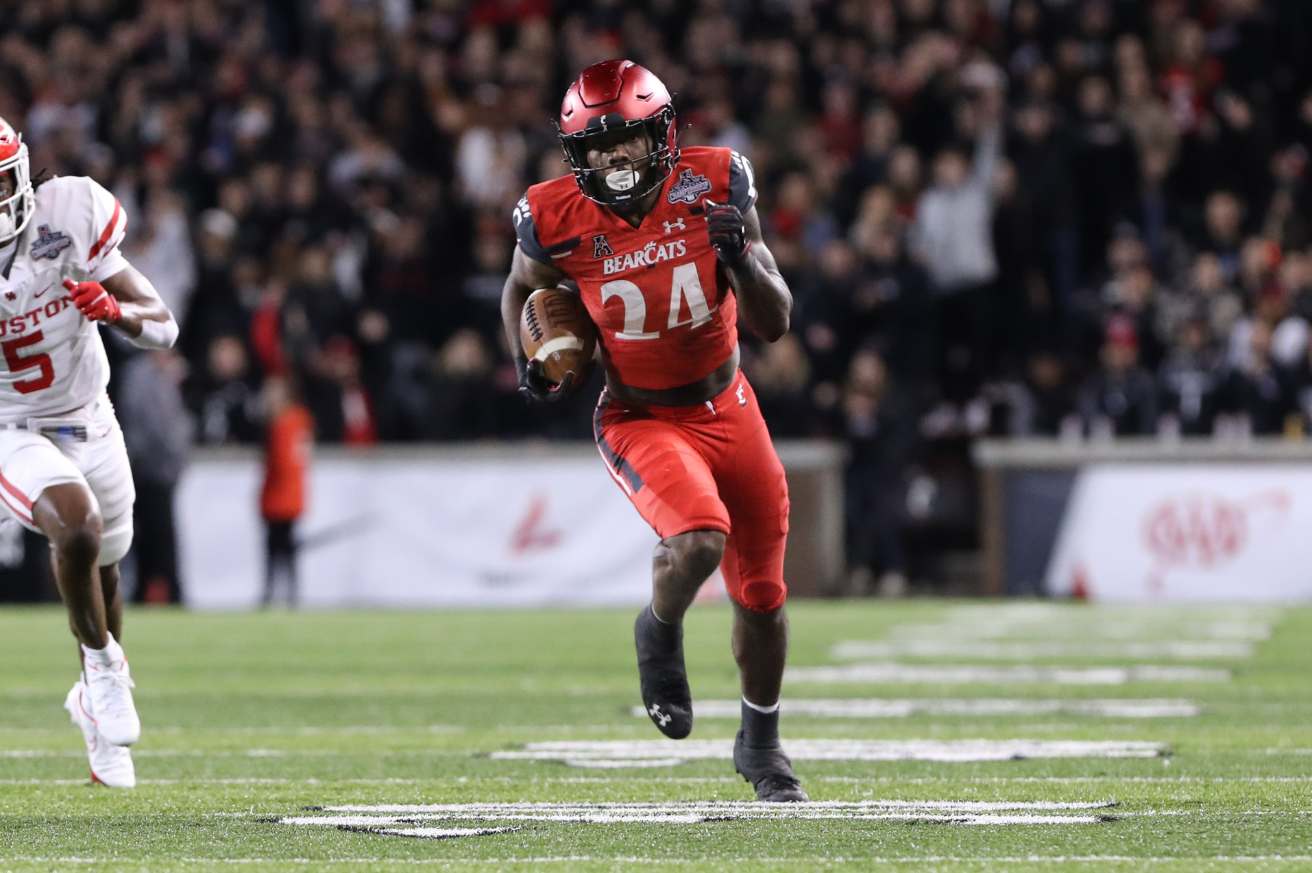 Browns select RB Jerome Ford with the 156th pick in the 2022 NFL Draft