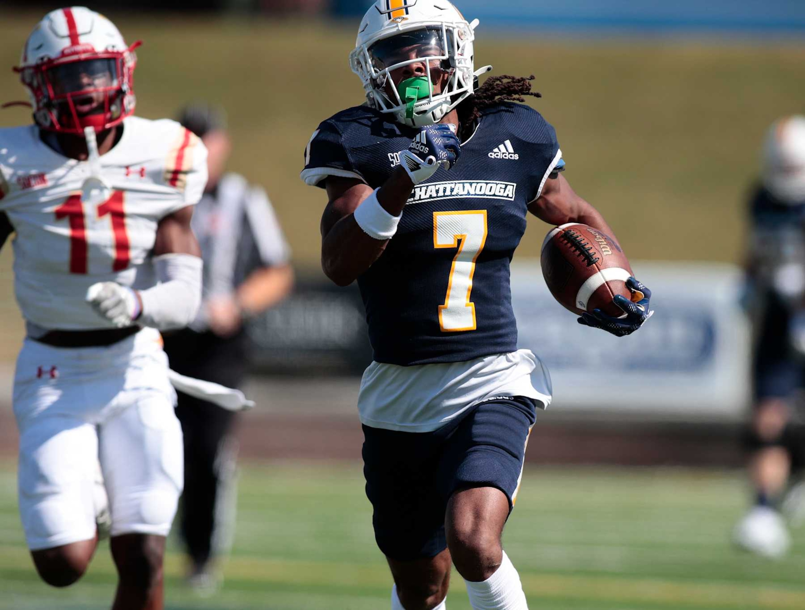CHATTANOOGA, TN - OCTOBER 15: Chattanooga Mocs wide receiver Javin Whatley (7) runs towards the endzone for a touchdown after a completion during the game between the Chattanooga Mocs and the Virginia Military Institute Keydets on October 15, 2022 at Finley stadium in Chattanooga, Tennessee.(Photo by Charles Mitchell/Icon Sportswire via Getty Images) CHATTANOOGA, TN - OCTOBER 15: Chattanooga Mocs wide receiver Javin Whatley (7) runs towards the endzone for a touchdown after a completion during the game between the Chattanooga Mocs and the Virginia Military Institute Keydets on October 15, 2022 at Finley stadium in Chattanooga, Tennessee.(Photo by Charles Mitchell/Icon Sportswire via Getty Images)