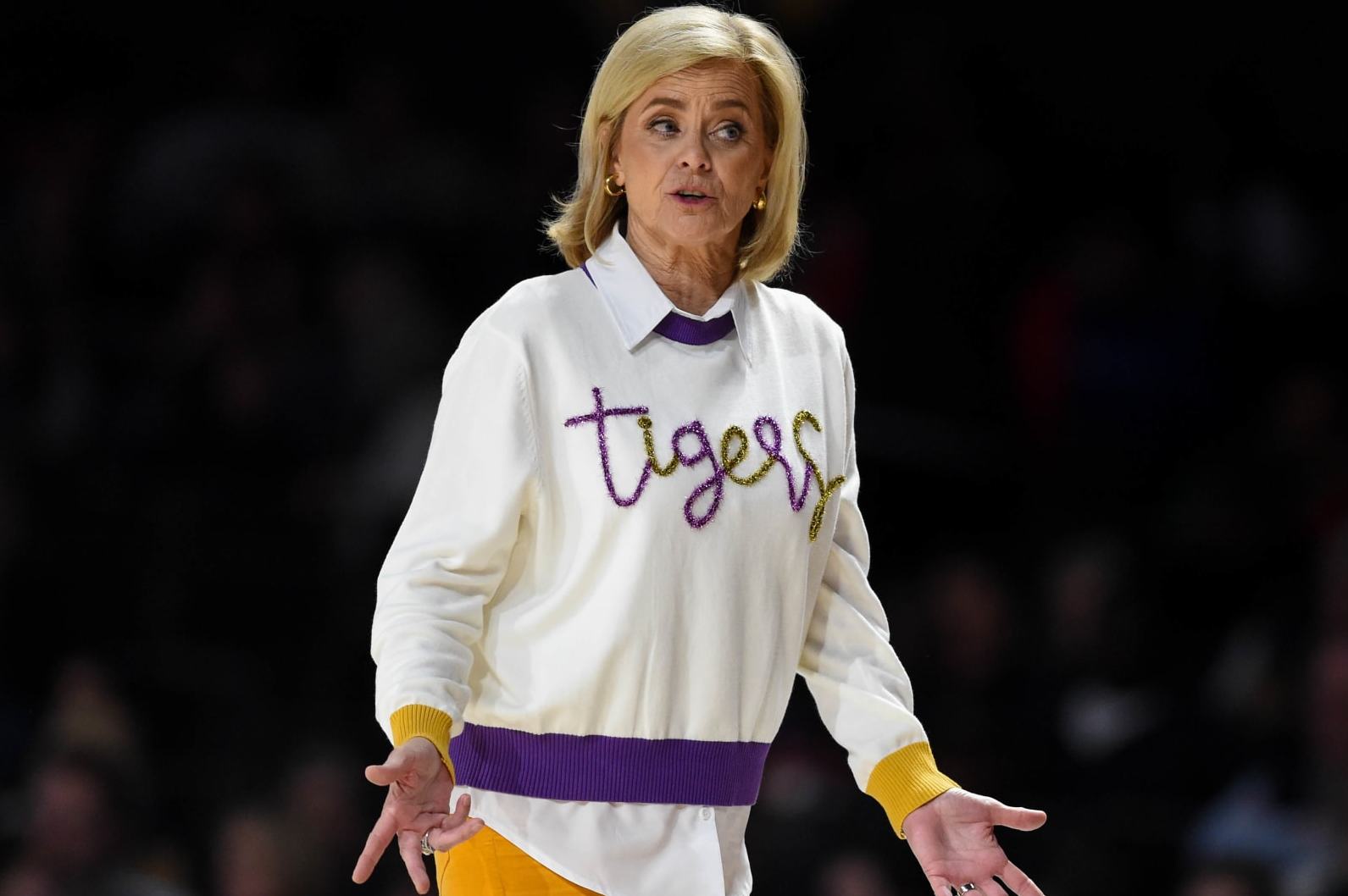 NASHVILLE, TENNESSEE - FEBRUARY 8: Head coach Kim Mulkey of the LSU Lady Tigers talks to a referee against the Vanderbilt Commodores in the second half at Vanderbilt University Memorial Gymnasium on February 8, 2024 in Nashville, Tennessee. (Photo by Carly Mackler/Getty Images)