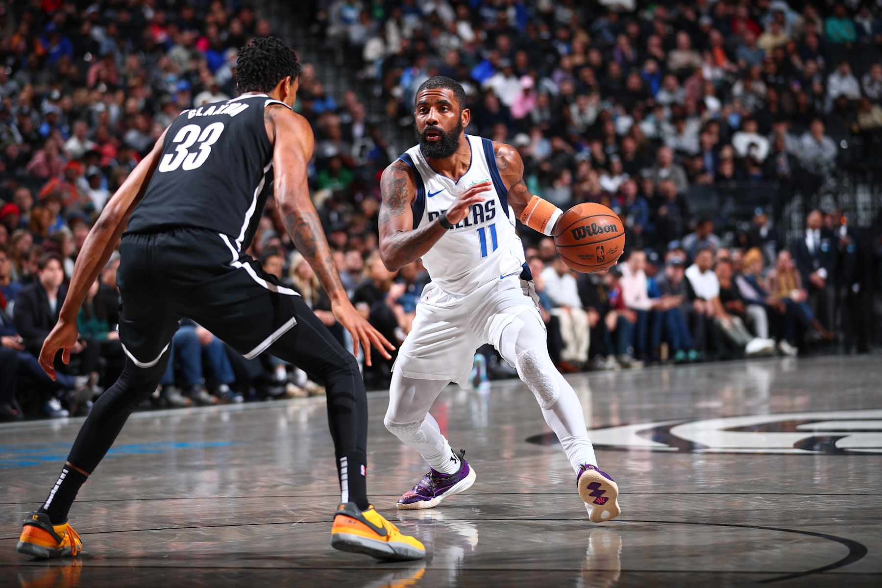 BROOKLYN, NY - FEBRUARY 6: Kyrie Irving #11 of the Dallas Mavericks goes to the basket during the game on February 6, 2024 at Barclays Center in Brooklyn, New York. NOTE TO USER: User expressly acknowledges and agrees that, by downloading and or using this Photograph, user is consenting to the terms and conditions of the Getty Images License Agreement. Mandatory Copyright Notice: Copyright 2024 NBAE (Photo by David L. Nemec/NBAE via Getty Images)