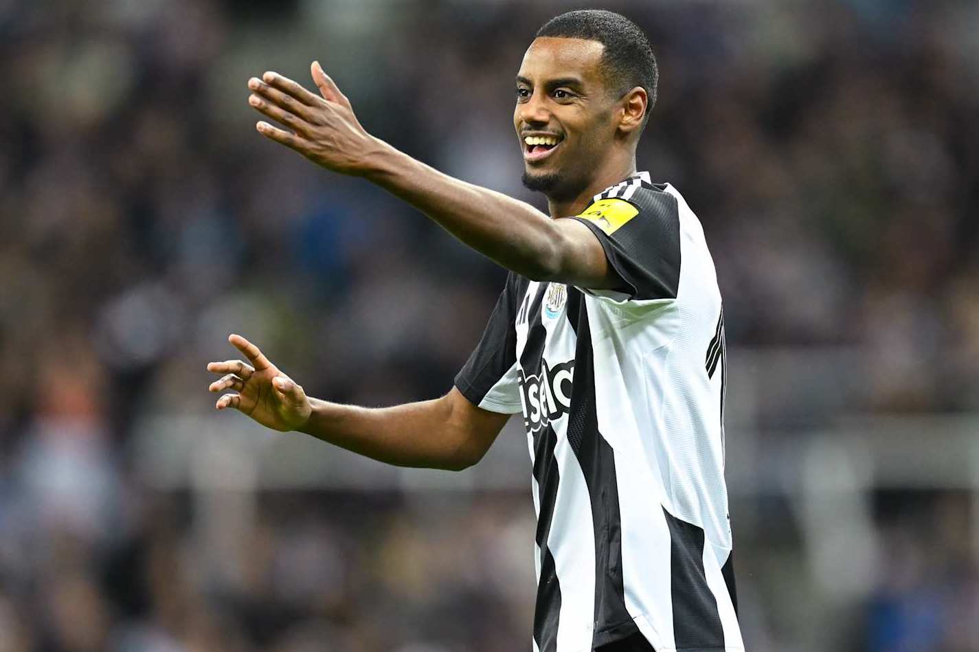 NEWCASTLE UPON TYNE, ENGLAND - DECEMBER 18: Alexander Isak of Newcastle looks on during the Carabao Cup Quarter Final match between Newcastle United and Brentford at St James' Park on December 18, 2024 in Newcastle upon Tyne, England. (Photo by Michael Regan/Getty Images)