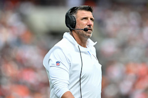 Mike Vrabel Named Patriots HC on Reported Multiyear Contract After Jerod Mayo Firing
