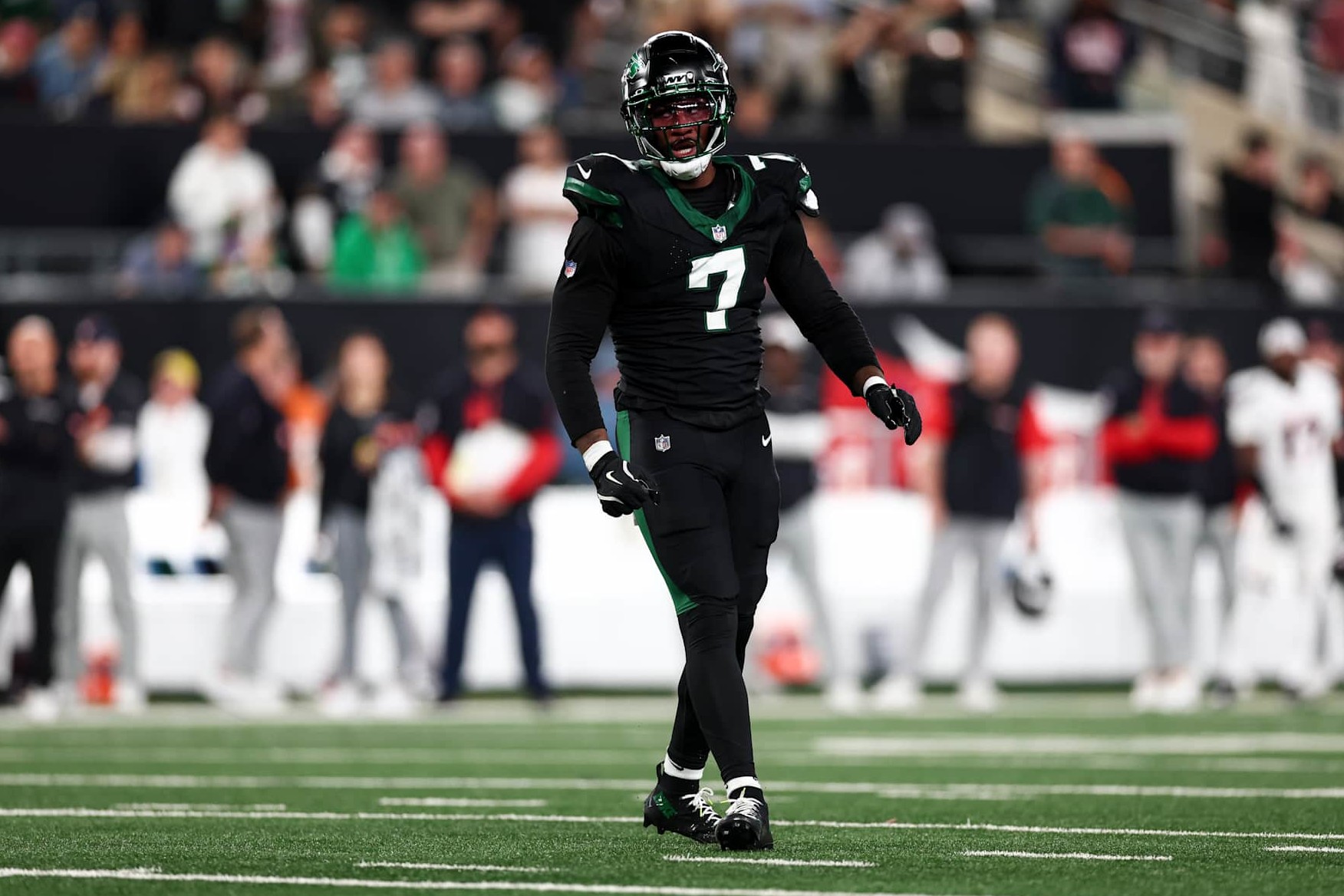 EAST RUTHERFORD, NEW JERSEY - OCTOBER 31: Haason Reddick #7 of the New York Jets celebrates after a sack during an NFL football game against the Houston Texans, Thursday at MetLife Stadium on October 31, 2024 in East Rutherford, NJ. (Photo by Kevin Sabitus/Getty Images)