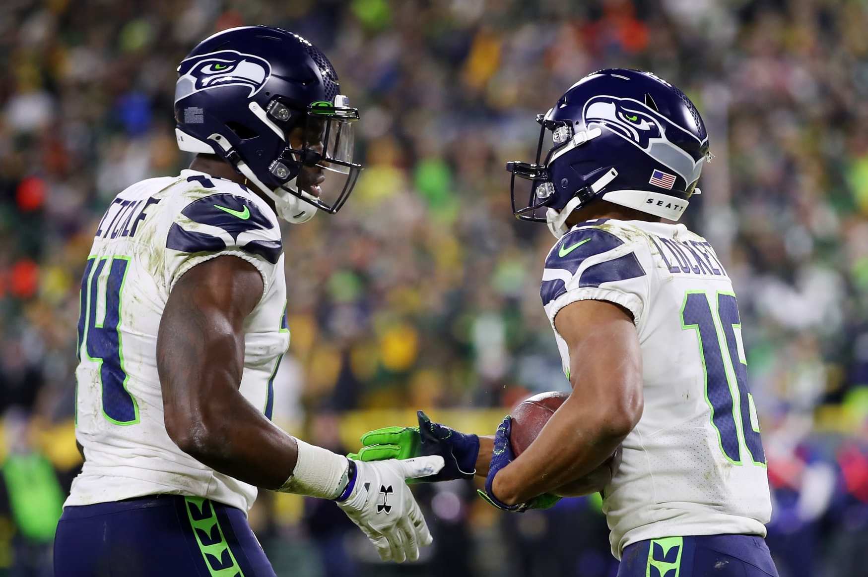 Seattle Seahawks' season looks promising with Geno Smith at the helm -  Axios Seattle