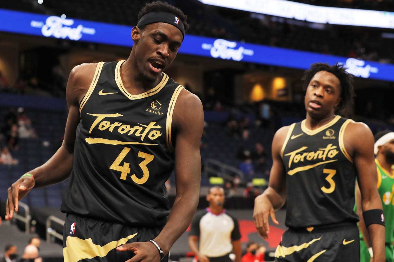 TAMPA, FL- MARCH 19: Pascal Siakam #43 of the Toronto Raptors and OG Anunoby #3 of the Toronto Raptors looks on during the game against the Utah Jazz on March 19, 2021 at Amalie Arena in Tampa, Florida. NOTE TO USER: User expressly acknowledges and agrees that, by downloading and or using this Photograph, user is consenting to the terms and conditions of the Getty Images License Agreement. Mandatory Copyright Notice: Copyright 2021 NBAE (Photo by Scott Audette/NBAE via Getty Images)