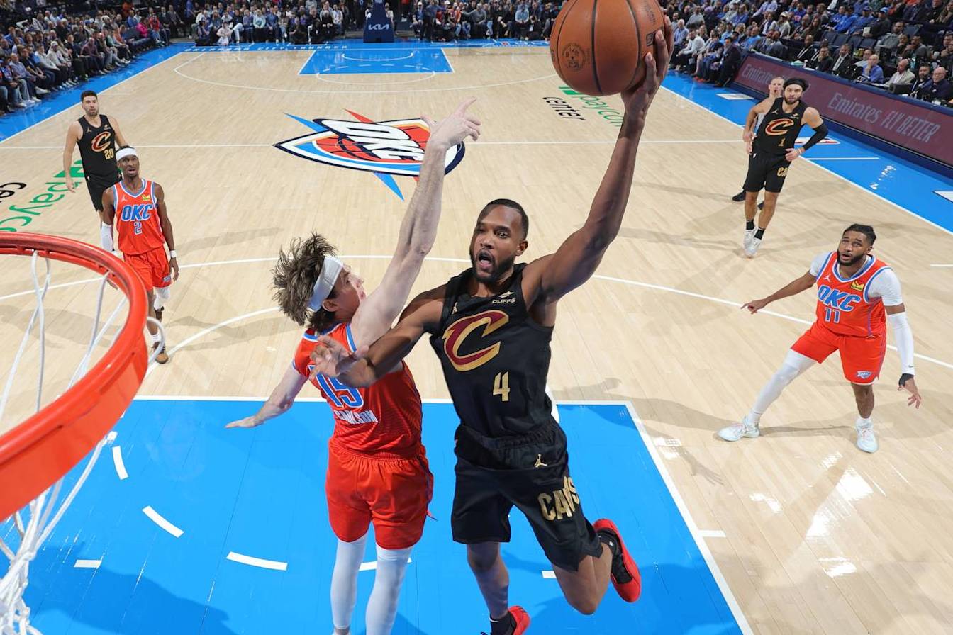 OKLAHOMA CITY, OK - JANUARY 16: Evan Mobley #4 of the Cleveland Cavaliers drives to the basket during the game against the Oklahoma City Thunder on January 16, 2025 at Paycom Center in Oklahoma City, Oklahoma. NOTE TO USER: User expressly acknowledges and agrees that, by downloading and or using this photograph, User is consenting to the terms and conditions of the Getty Images License Agreement. Mandatory Copyright Notice: Copyright 2025 NBAE (Photo by Jeff Haynes/NBAE via Getty Images)