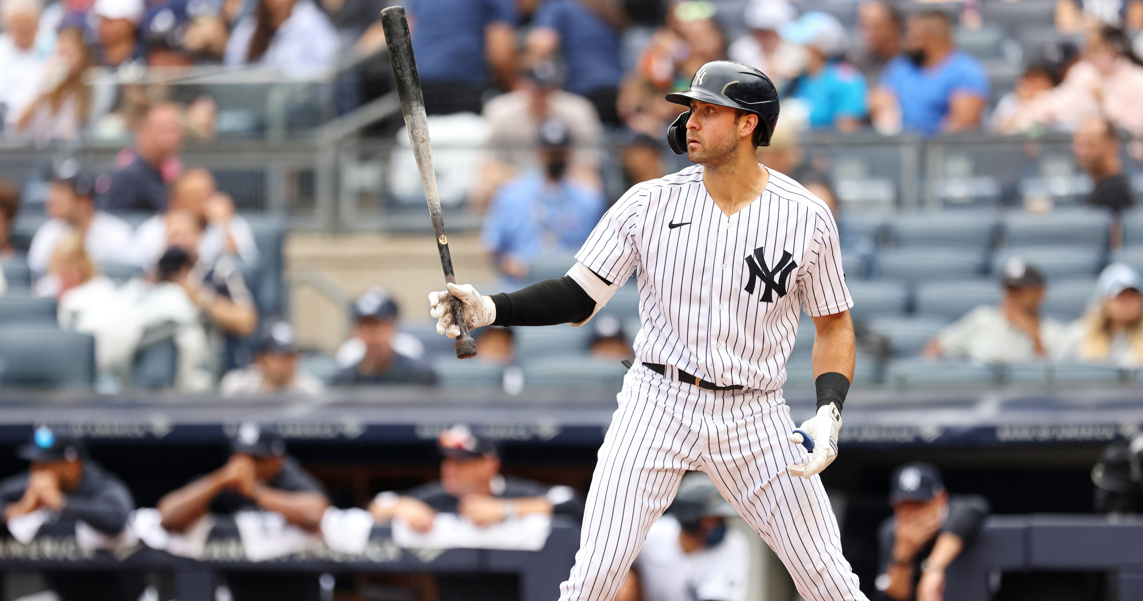 Yankees' Joey Gallo exits vs. Royals due to injury