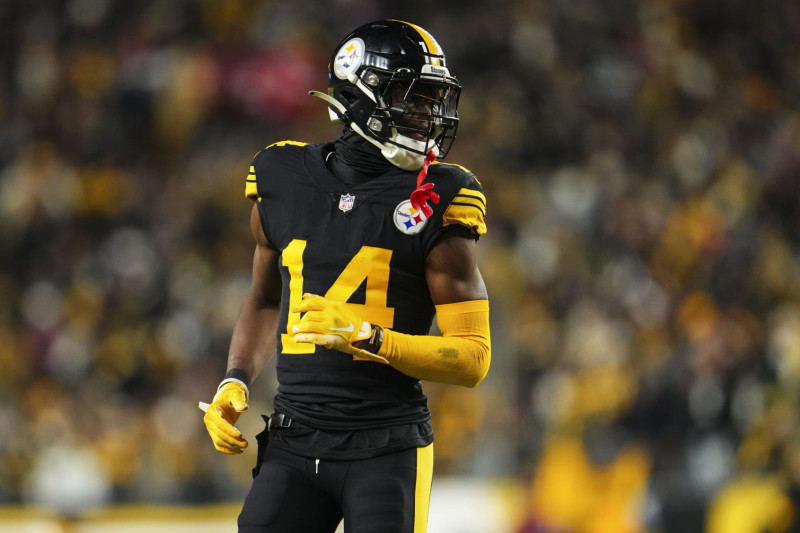 PITTSBURGH, PA - DECEMBER 07: George Pickens #14 of the Pittsburgh Steelers looks on from the field during an NFL football game against the New England Patriots at Acrisure Stadium on December 7, 2023 in Pittsburgh, Pennsylvania. (Photo by Cooper Neill/Getty Images)