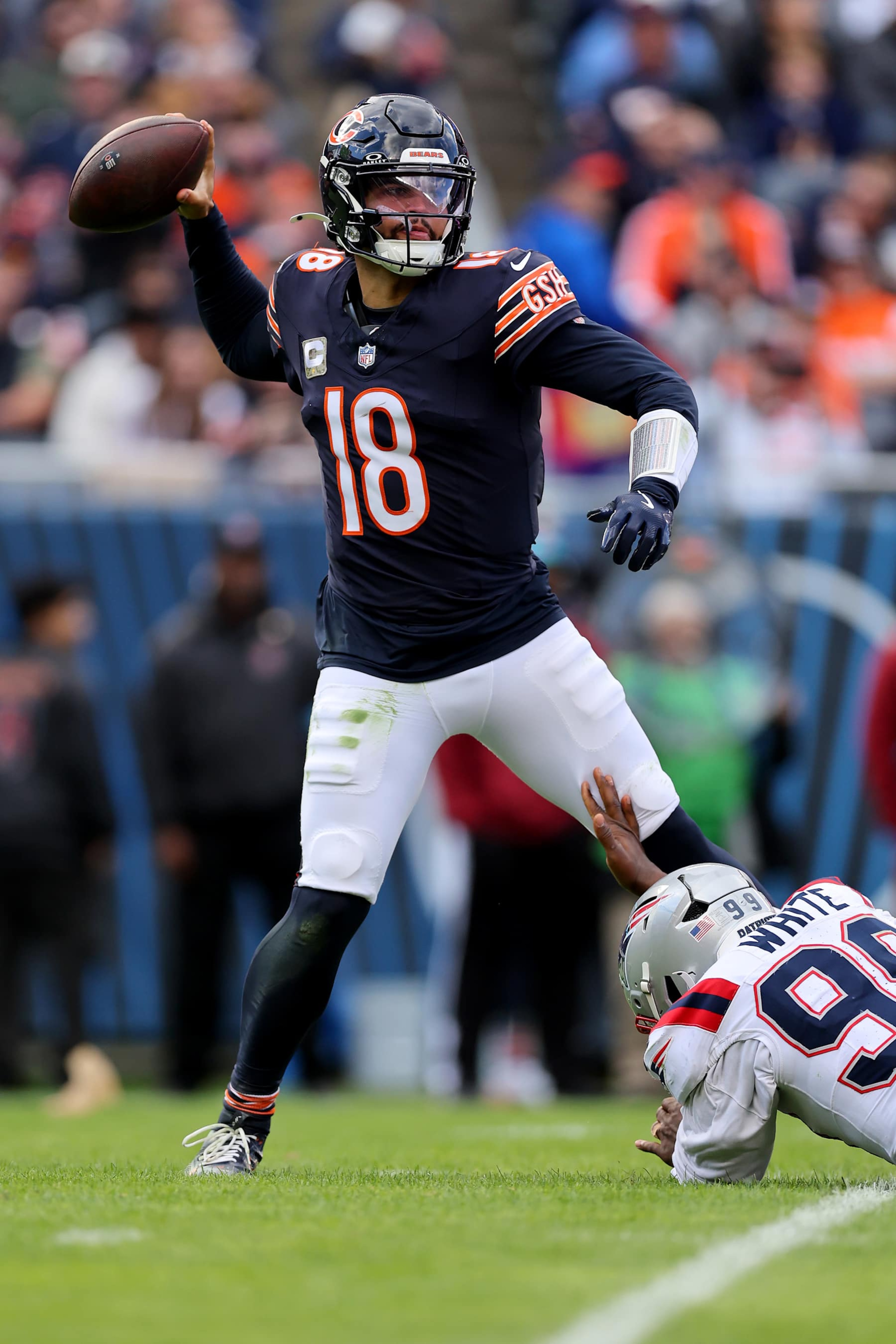 CHICAGO, ILLINOIS - NOVEMBER 10: Caleb Williams #18 of the Chicago Bears passes the ball against the New England Patriots during the second quarter at Soldier Field on November 10, 2024 in Chicago, Illinois. (Photo by Michael Reaves/Getty Images) CHICAGO, ILLINOIS - NOVEMBER 10: Caleb Williams #18 of the Chicago Bears passes the ball against the New England Patriots during the second quarter at Soldier Field on November 10, 2024 in Chicago, Illinois. (Photo by Michael Reaves/Getty Images)