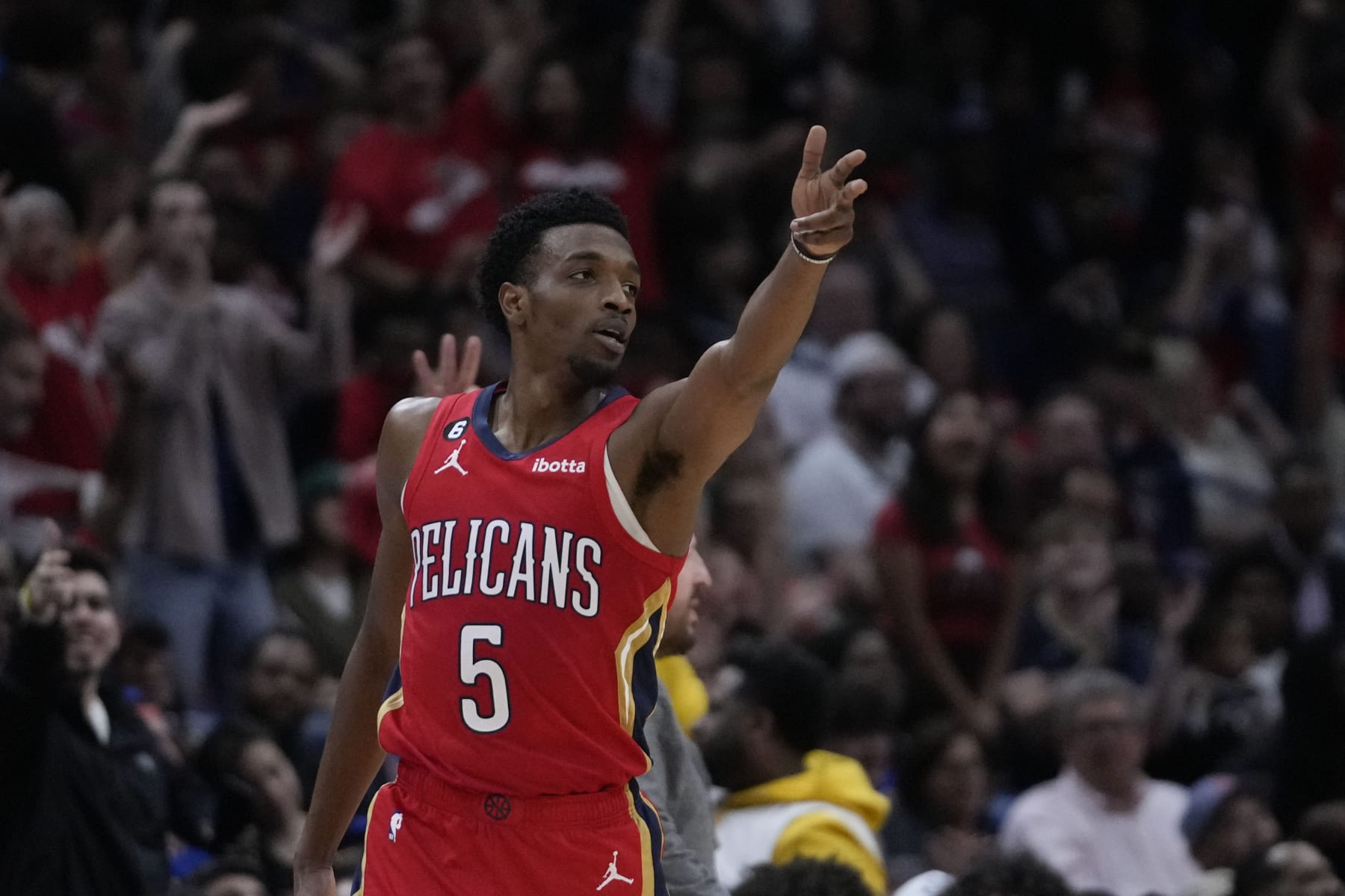 Herb Jones, Pelicans Agree to 4Year, 54M Contract After Team Option