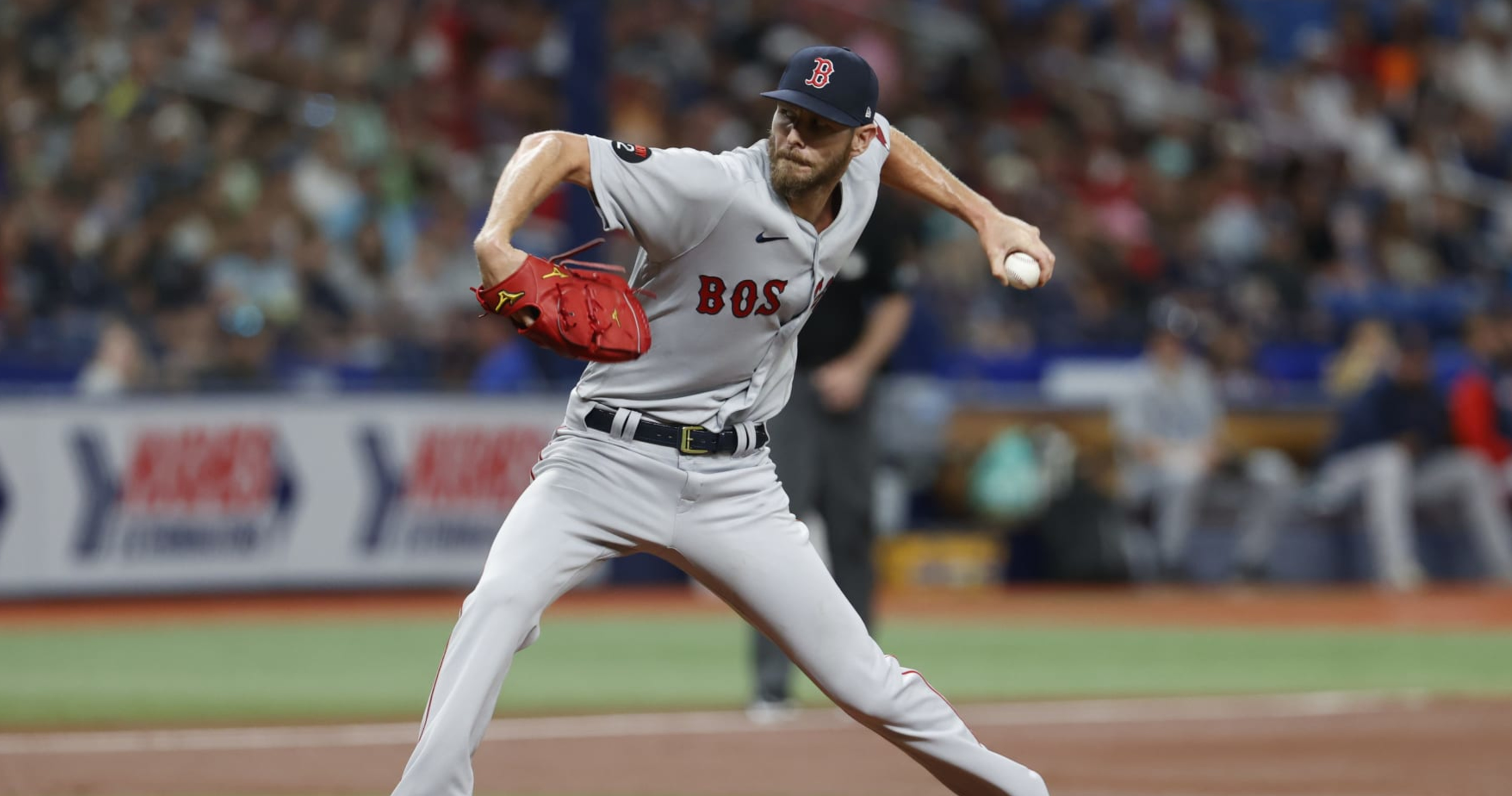 Chris Sale's finger is broken, Boston Red Sox say; lefty suffers pinky  fracture after being hit by line drive 