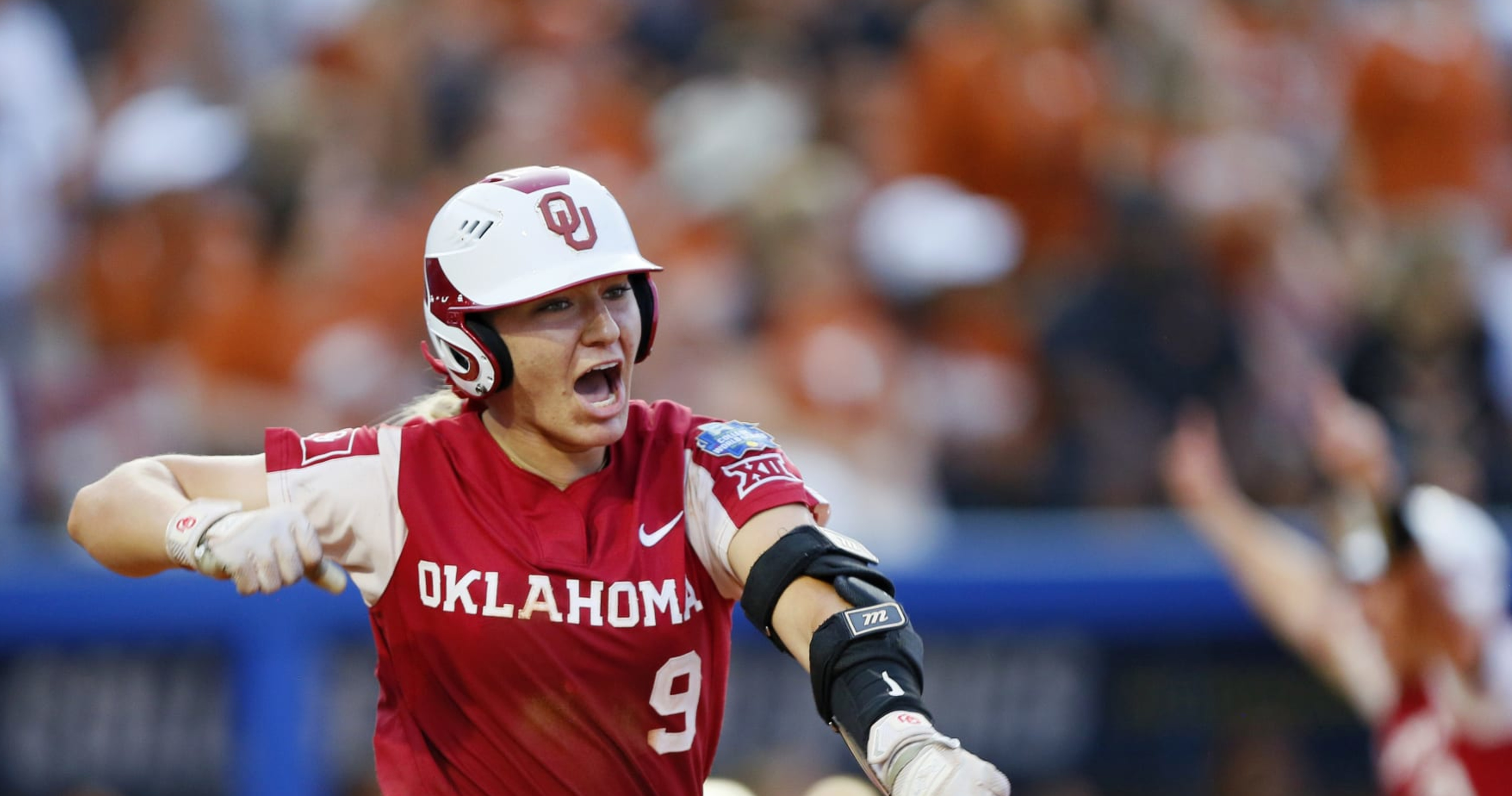 NCAA Softball Championships 2023: Super Regionals Results, World Series Schedule thumbnail