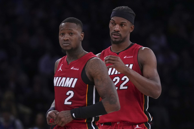 NEW YORK, NEW YORK - JANUARY 27: Terry Rozier #2 and Jimmy Butler #22 of the Miami Heat look on against the New York Knicks at Madison Square Garden on January 27, 2024 in New York City. NOTE TO USER: User expressly acknowledges and agrees that, by downloading and or using this photograph, User is consenting to the terms and conditions of the Getty Images License Agreement. (Photo by Mitchell Leff/Getty Images)