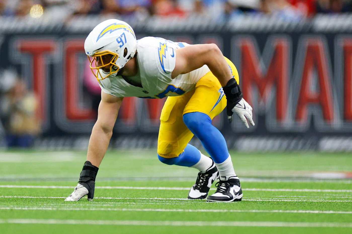 Chargers edge Joey Bosa