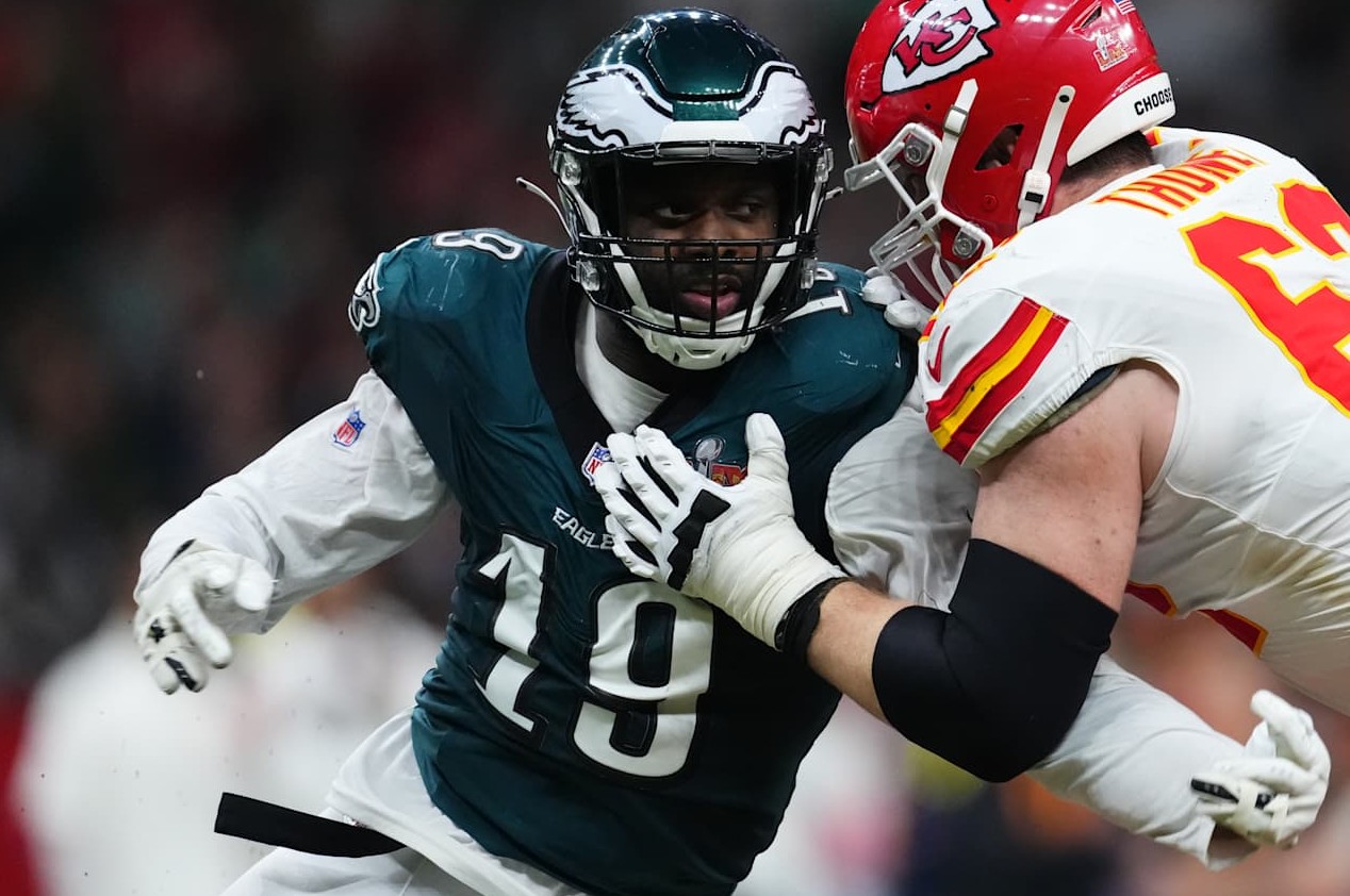 NEW ORLEANS, LA - FEBRUARY 09: Josh Sweat #19 of the Philadelphia Eagles rushes the quarterback against Joe Thuney #62 of the Kansas City Chiefs during Super Bowl LIX at Caesars Superdome on February 9, 2025 in New Orleans, Louisiana. (Photo by Cooper Neill/Getty Images)