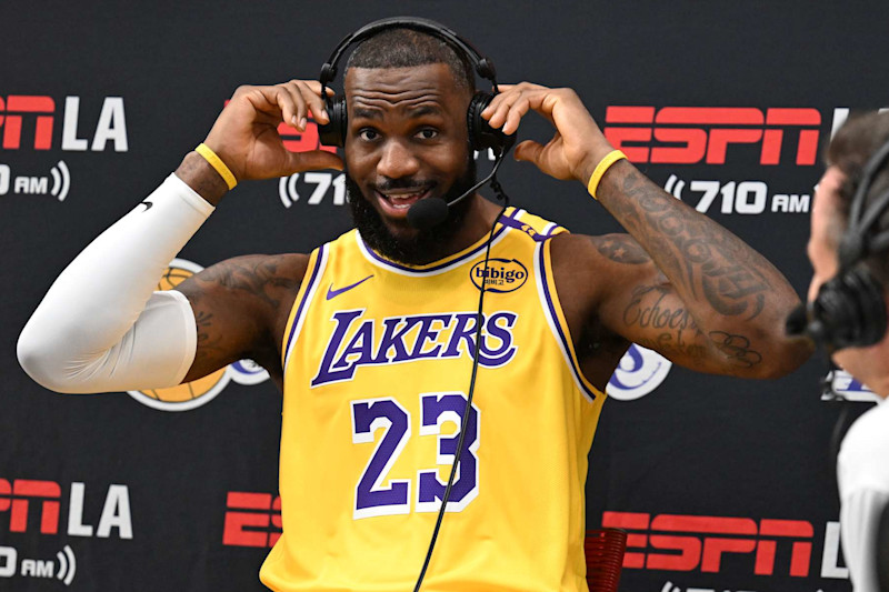 Video LeBron James Tatum NBA Stars Feature in Sneak Peek of Netflix s Starting 5 News Scores Highlights Stats and Rumors Bleacher Report