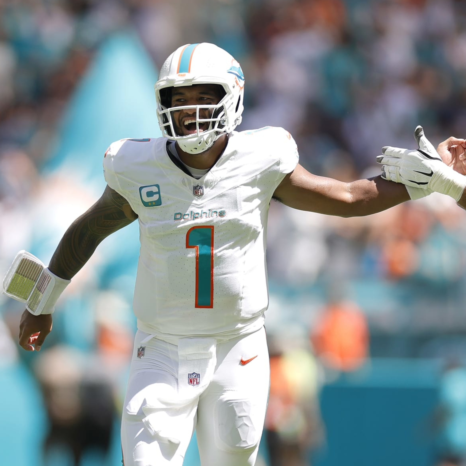 NFL World Erupts as Dolphins Make History with 70 Points vs