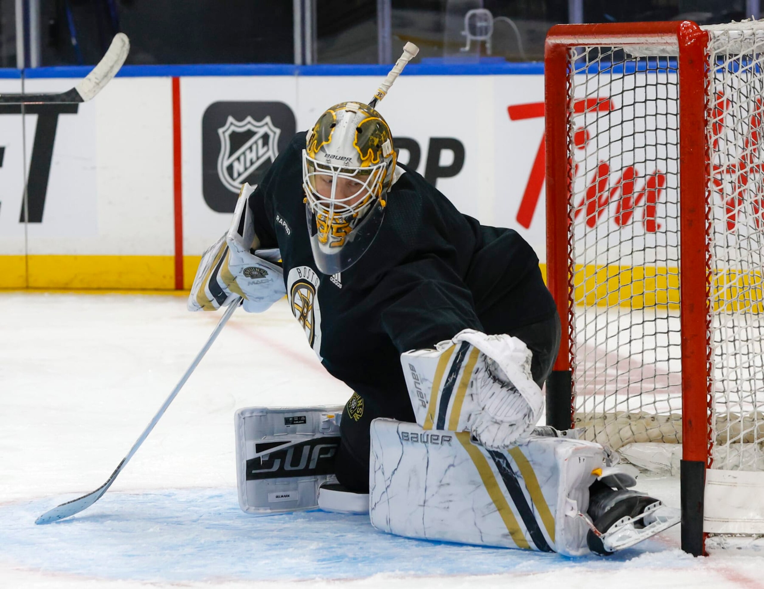 Toronto, ON - April 25: Boston Bruins goalie Linus Ullmark in net during practice. (Photo by Matthew J. Lee/The Boston Globe via Getty Images) Toronto, ON - April 25: Boston Bruins goalie Linus Ullmark in net during practice. (Photo by Matthew J. Lee/The Boston Globe via Getty Images)