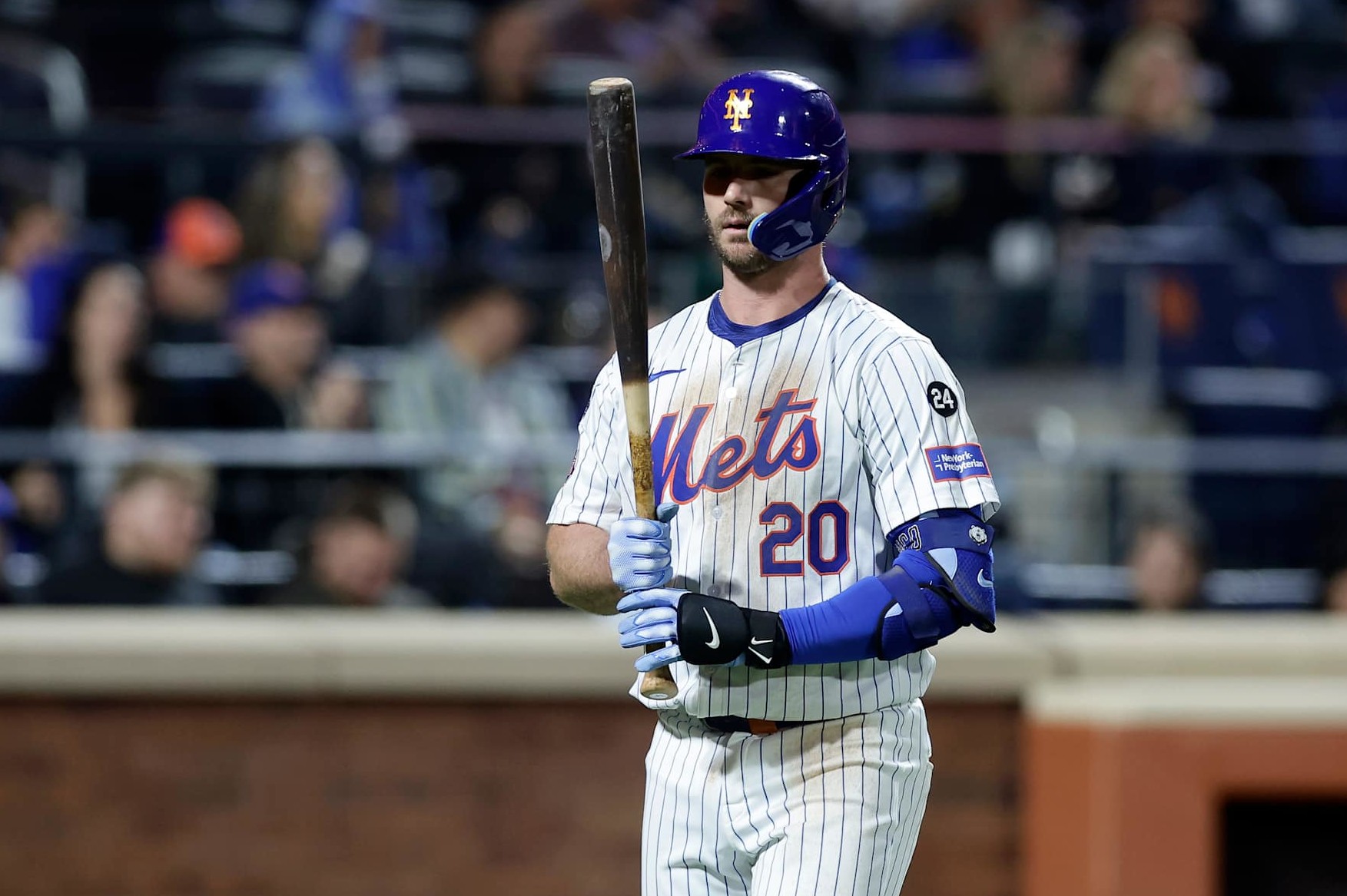 NEW YORK, NEW YORK - SEPTEMBER 22:  Pete Alonso #20 of the New York Mets in action against the Philadelphia Phillies at Citi Field on September 22, 2024 in New York City. The Mets defeated the Phillies 2-1. (Photo by Jim McIsaac/Getty Images)