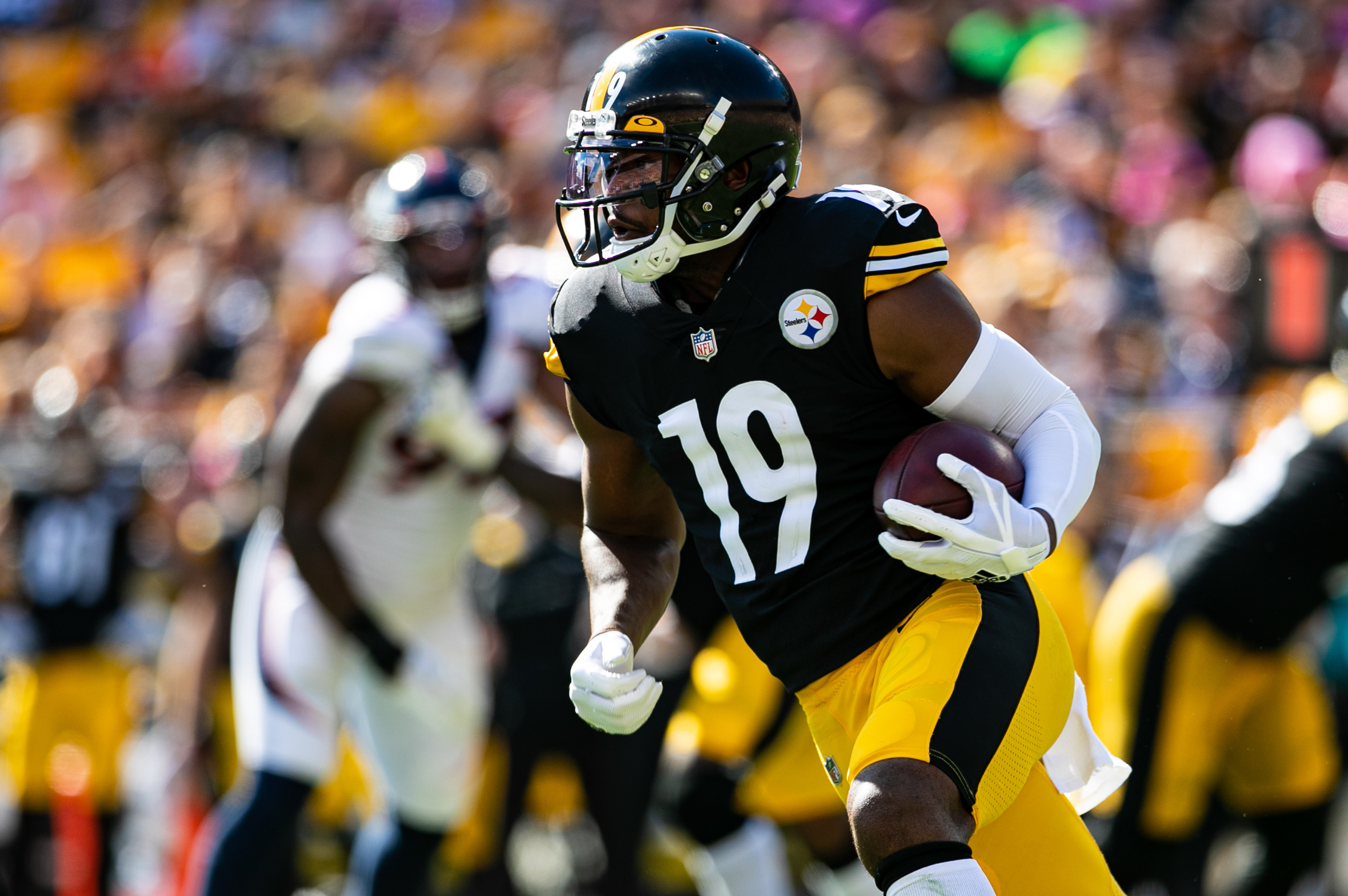 Steelers' JuJu Smith-Schuster to Practice Thursday Ahead of Chiefs Game; Still o..