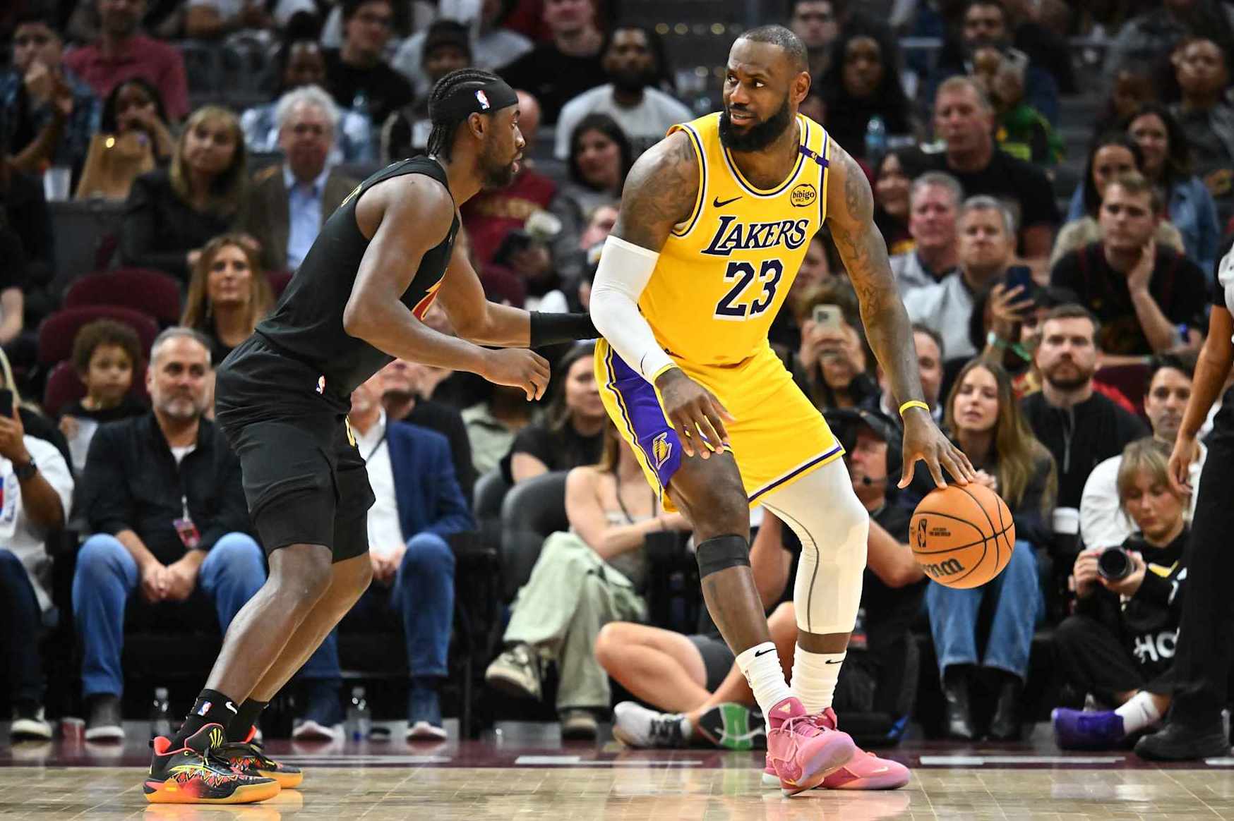 LeBron James, Lakers Ripped By NBA Fans as Bronny Scores 1st Points in Loss vs. Cavs