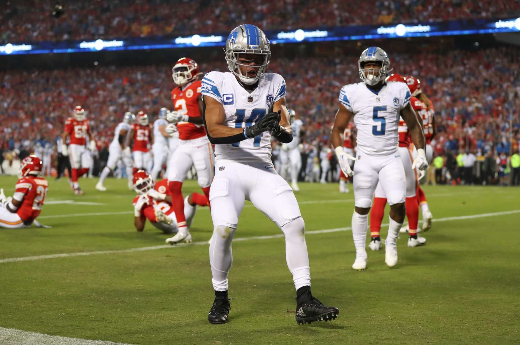 Detroit Lions receiver Amon-Ra St. Brown gets NFC honor – Macomb Daily