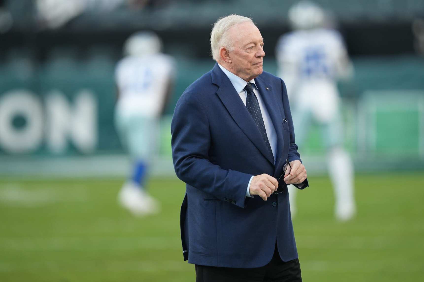 PHILADELPHIA, PA - NOVEMBER 05: Dallas Cowboys owner Jerry Jones looks on during the game between the Dallas Cowboys and the Philadelphia Eagles on November 5, 2023 at Lincoln Financial Field. (Photo by Andy Lewis/Icon Sportswire via Getty Images)