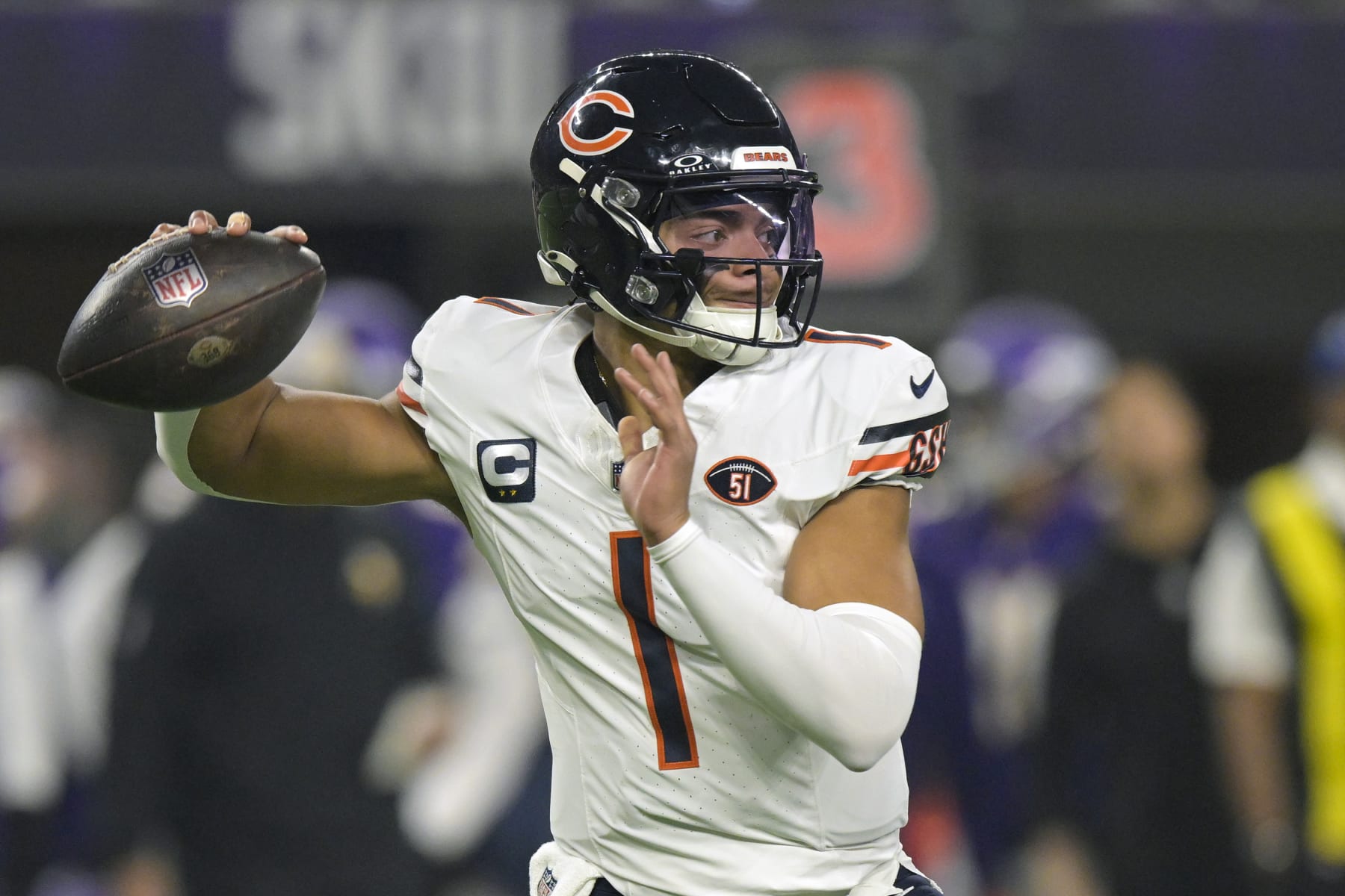 The Bears Are Better off Building Around QB Justin Fields News