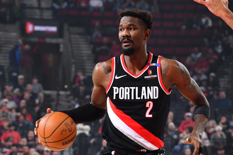 PORTLAND, OR - OCTOBER 25: Deandre Ayton #2 of the Portland Trail Blazers handles the ball during the game against the New Orleans Pelicans on October 25, 2024 at the Moda Center Arena in Portland, Oregon. NOTE TO USER: User expressly acknowledges and agrees that, by downloading and or using this photograph, user is consenting to the terms and conditions of the Getty Images License Agreement. Mandatory Copyright Notice: Copyright 2024 NBAE (Photo by Barry Gossage/NBAE via Getty Images)