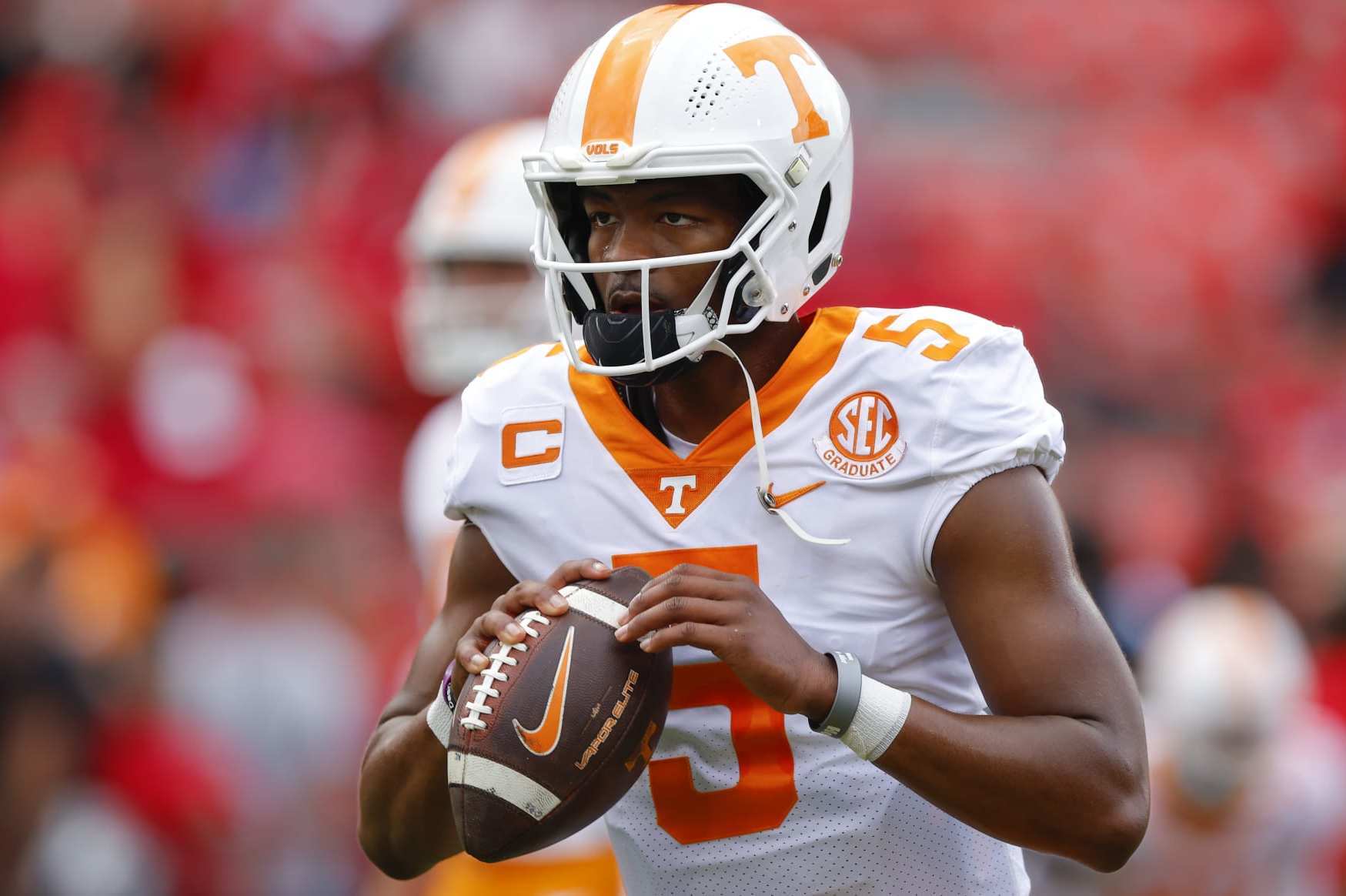 Tennessee QB Hendon Hooker done for season with knee injury