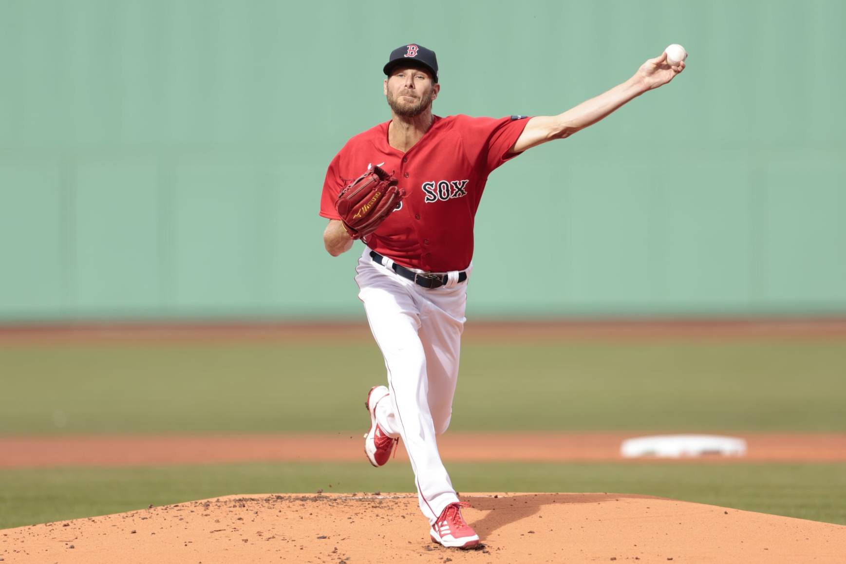 Chris Sale agrees to a five-year, $145 million extension with Red Sox