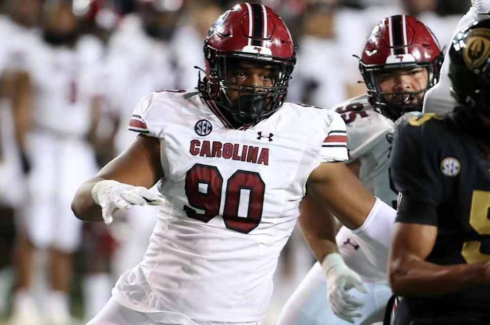 NASHVILLE, VA - NOVEMBER 05:  South Carolina Gamecocks defensive lineman T.J. Sanders (90) pursues Vanderbilt Commodores quarterback Mike Wright (5) during the game between the Vanderbilt Commodores and the South Carolina Gamecocks on November 5, 2022 at FirstBank Stadium in Nashville, Tennessee. (Photo by Michael Wade/Icon Sportswire via Getty Images)