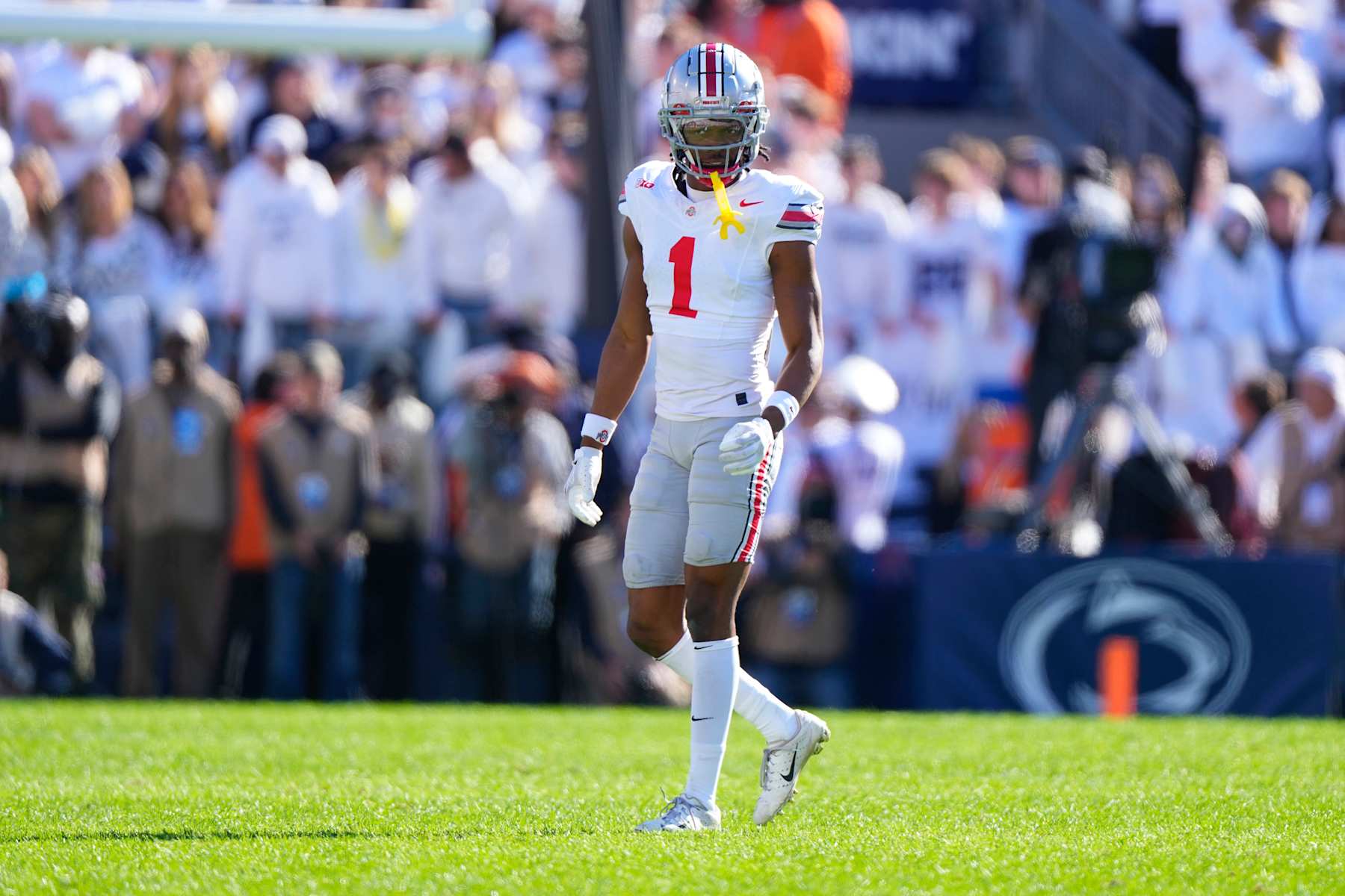 Ohio State cornerback Davison Igbinosun